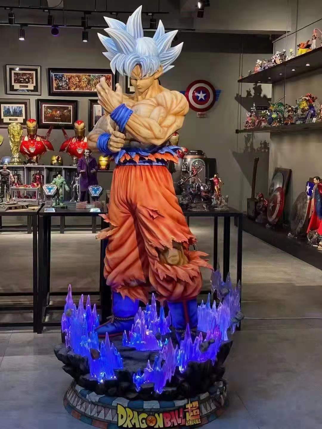 Mô Hình Goku Instinct 1/1 - Figure Dragon Ball