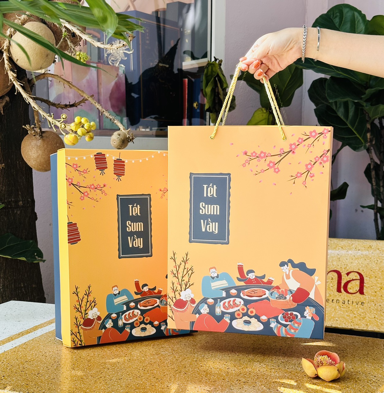 Hộp Quà Đầy Ý Nghĩa - Gói Trọn Vẹn Tết Nguyên Đán