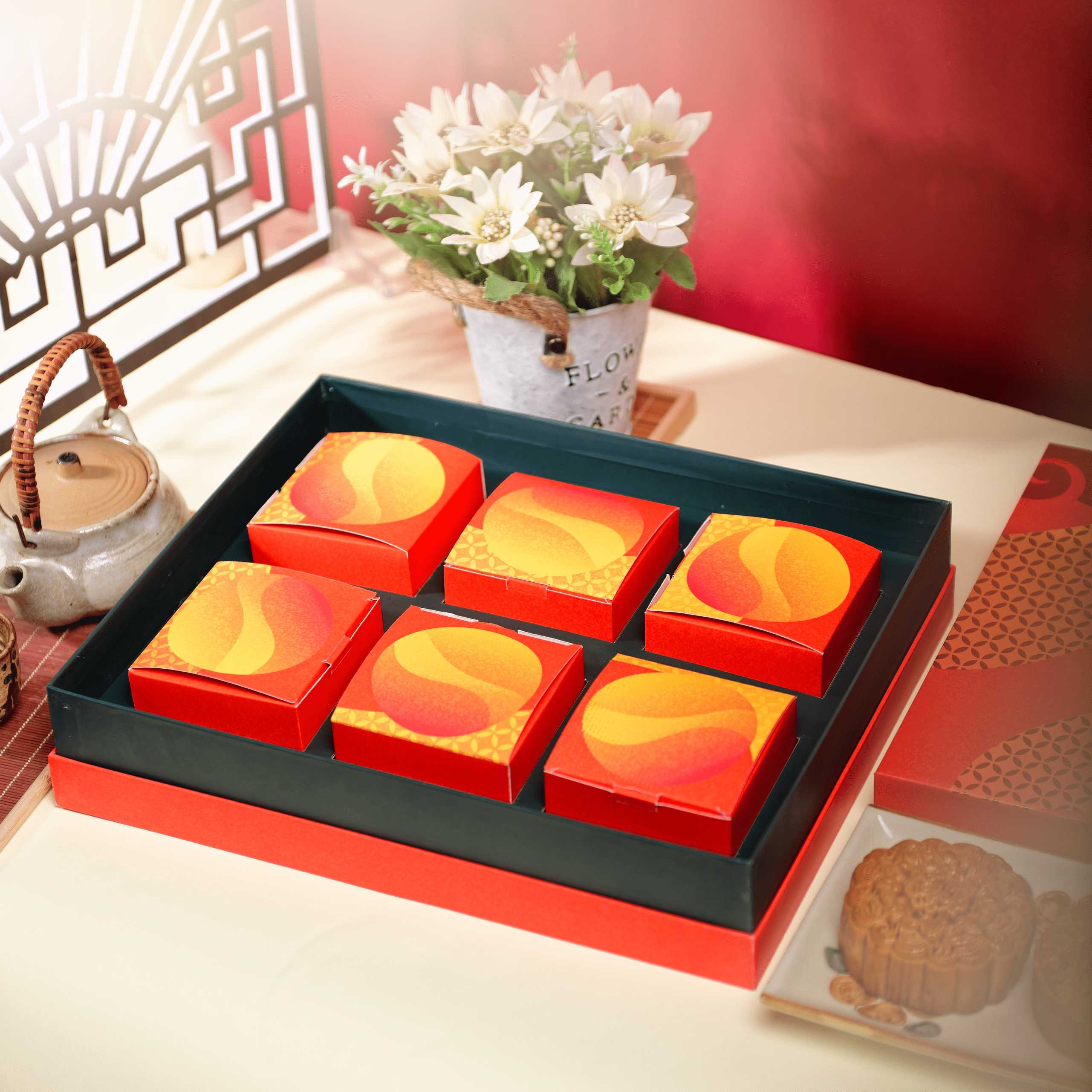 Bộ Hộp Bánh Trung Thu Đỏ Lân