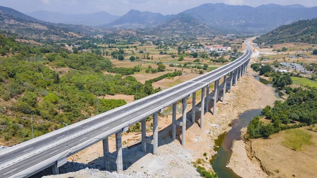 Tài xế chạy trên cao tốc mới Cam Lâm - Vĩnh Hảo cần lưu ý gì?