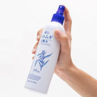 XỊT KHOÁNG DƯỠNG ẨM HATOMUGI MIST LOTION