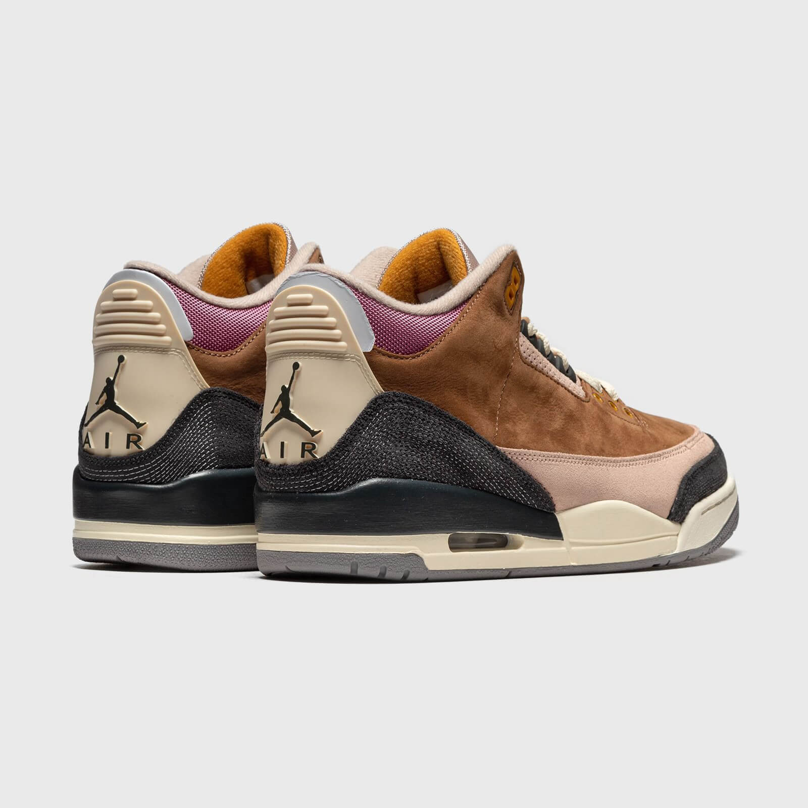 Air Jordan 3 Archaeo Brown