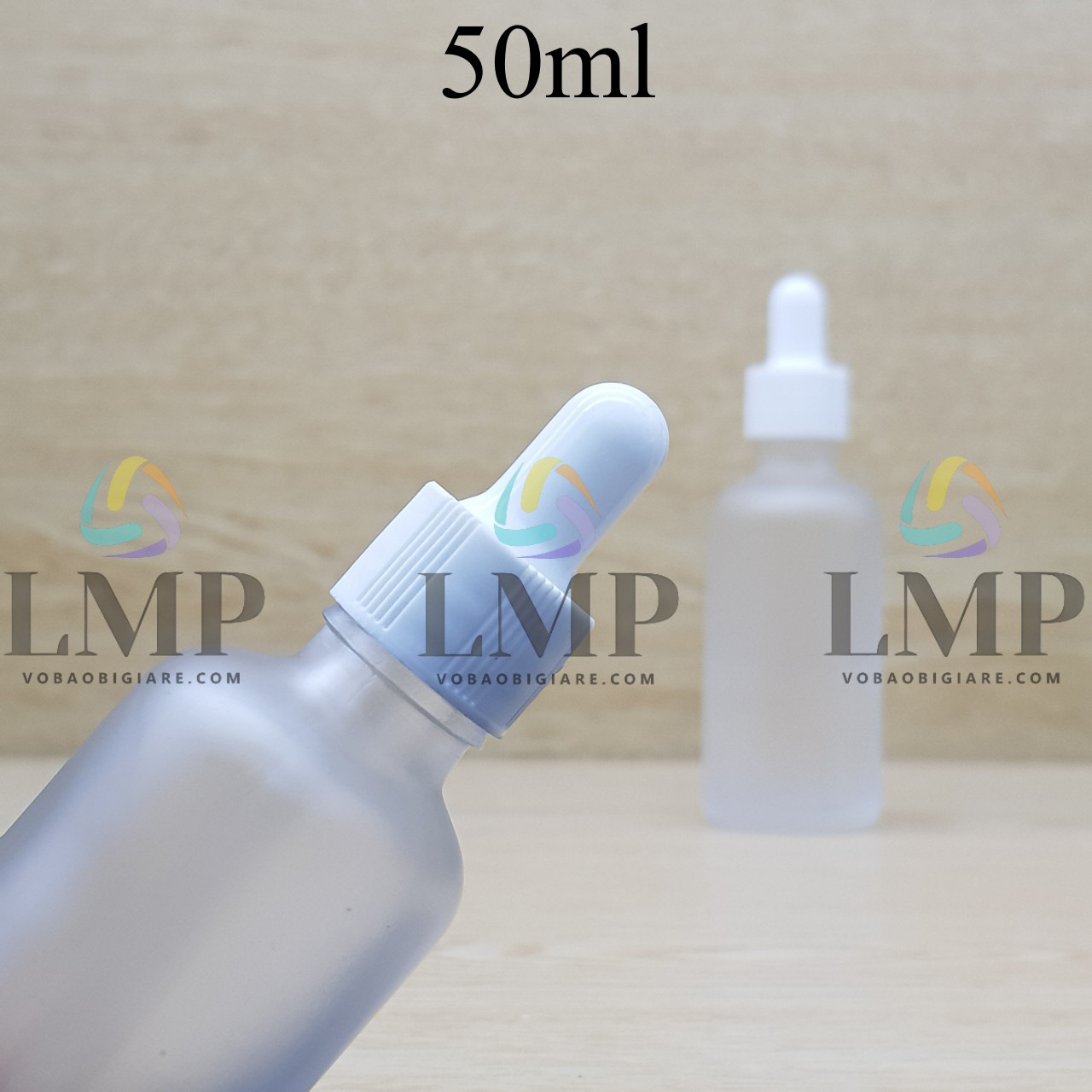 Chai tinh dầu phun mờ nắp bóp khoen nhựa sọc 50ml