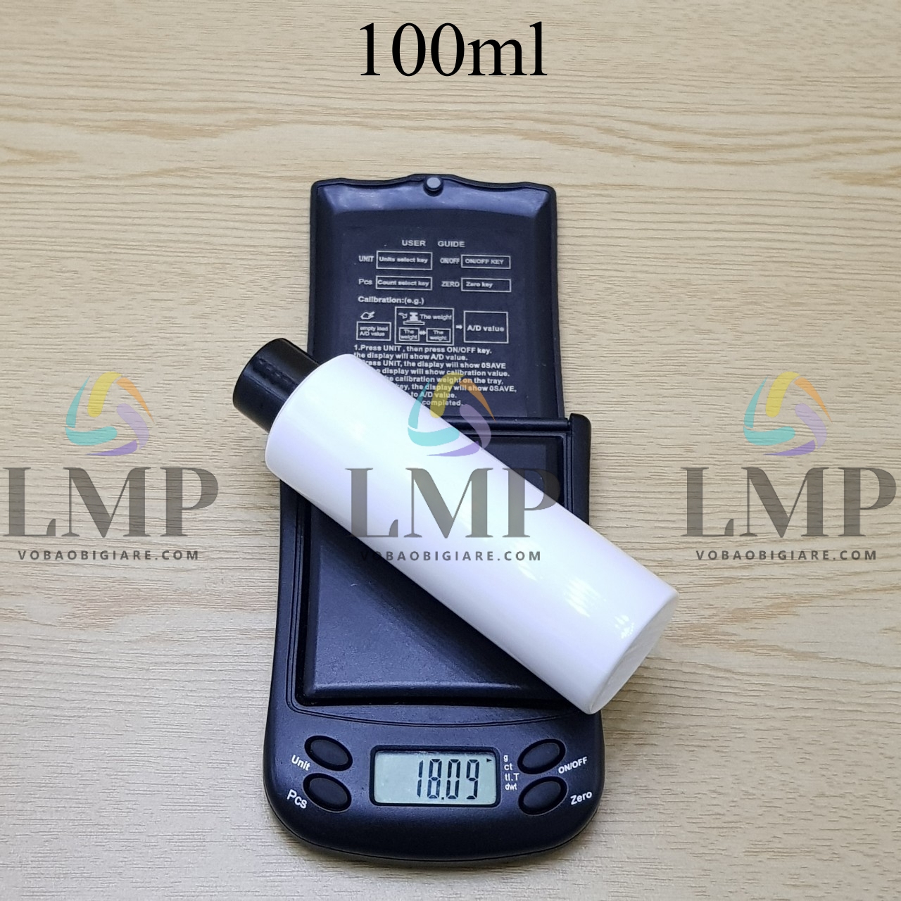 Chai PETG vai ngang nắp vặn trơn