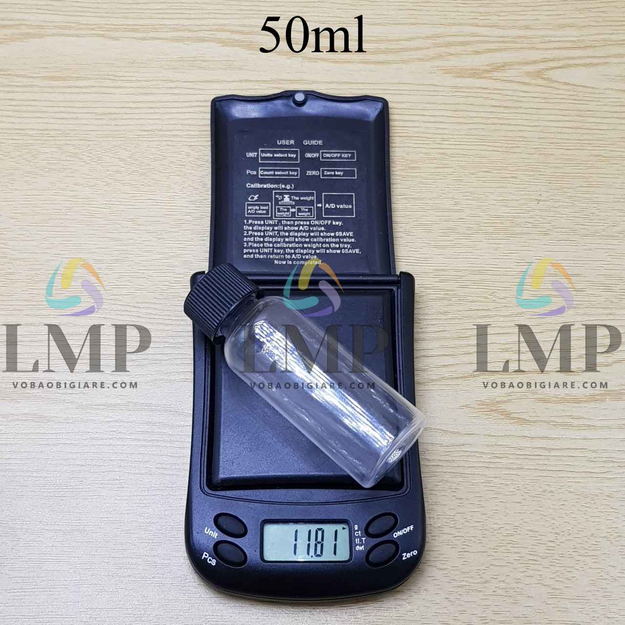 Chai vai tròn nắp push down and turn sọc 50ml
