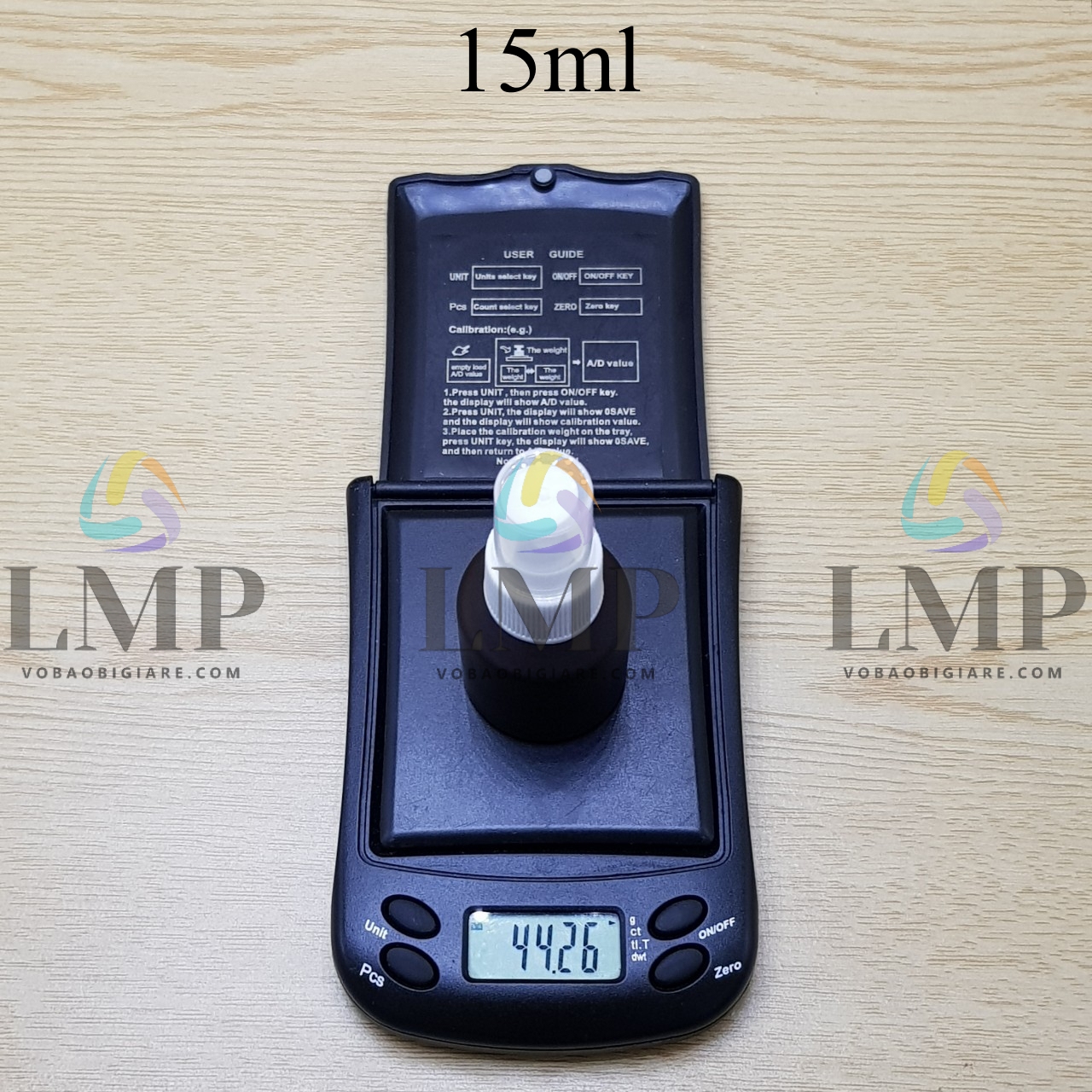 Chai thủy tinh vát đầu phun sương sọc 15ml