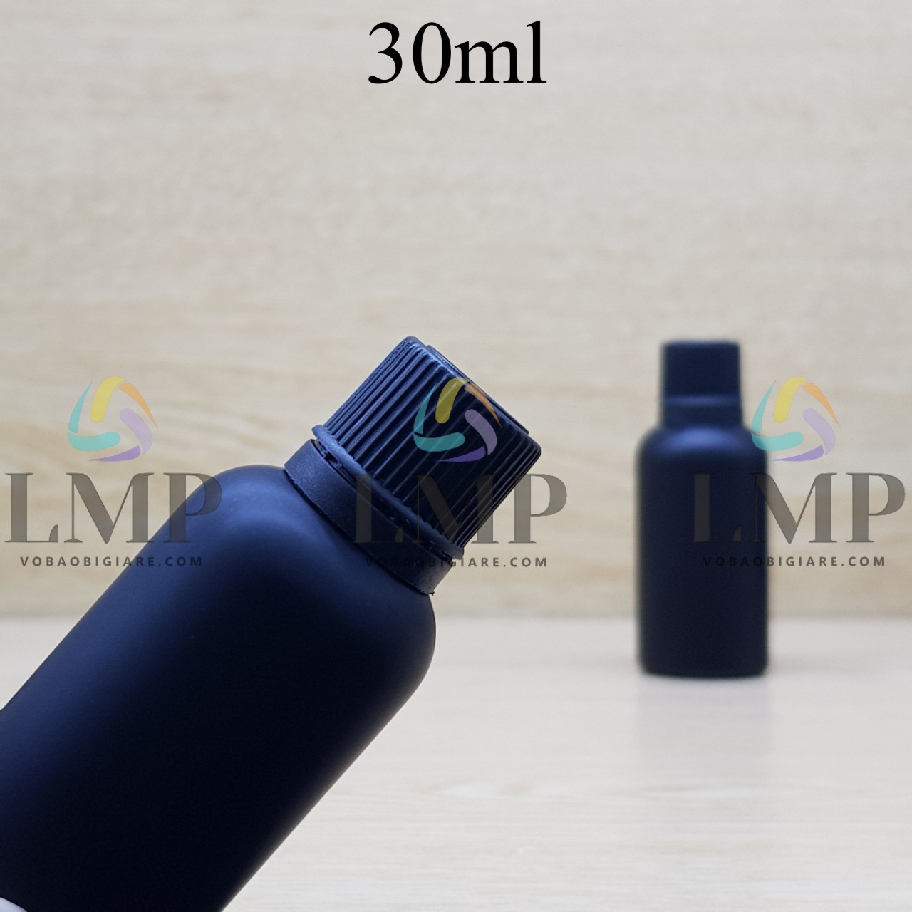 Chai tinh dầu phun mờ nắp nhựa mỏng 30ml