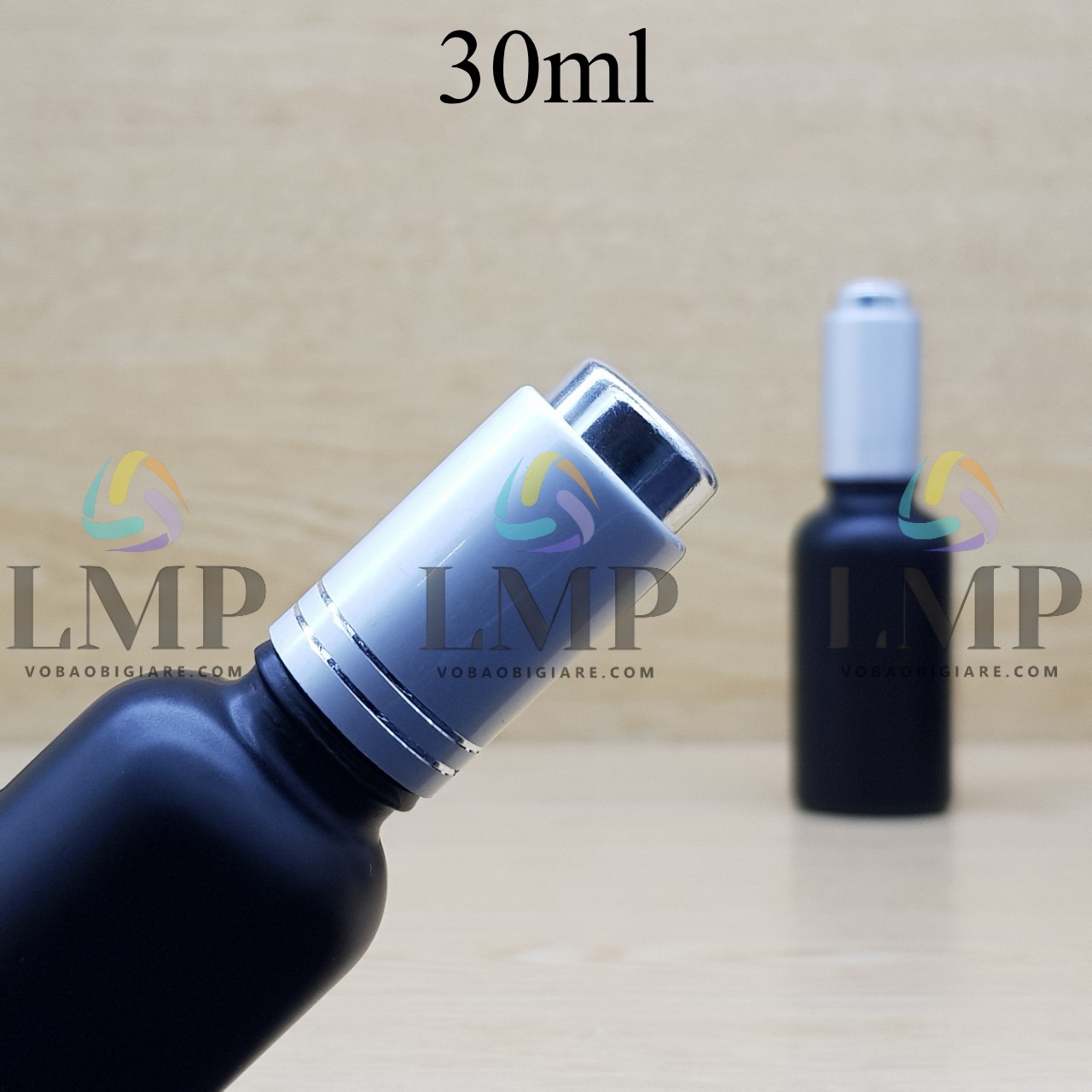 Chai tinh dầu phun mờ nắp nhấn 30ml