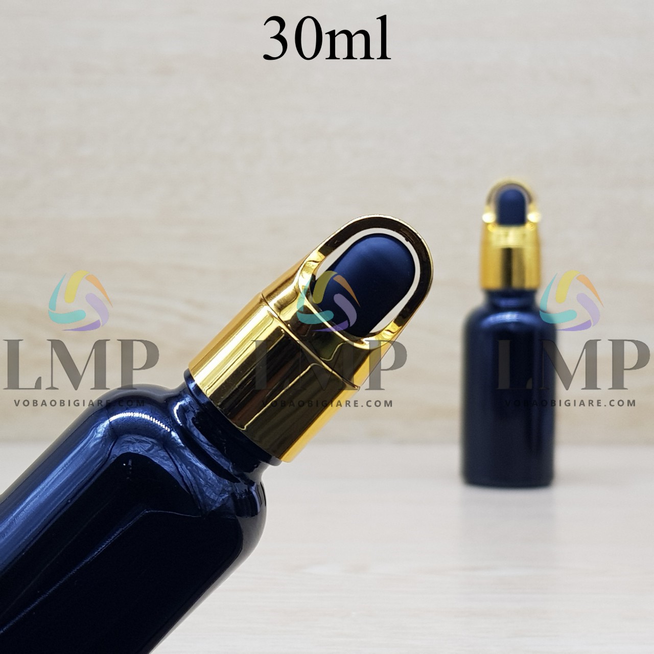 Chai tinh dầu nắp bóp quai xách 30ml