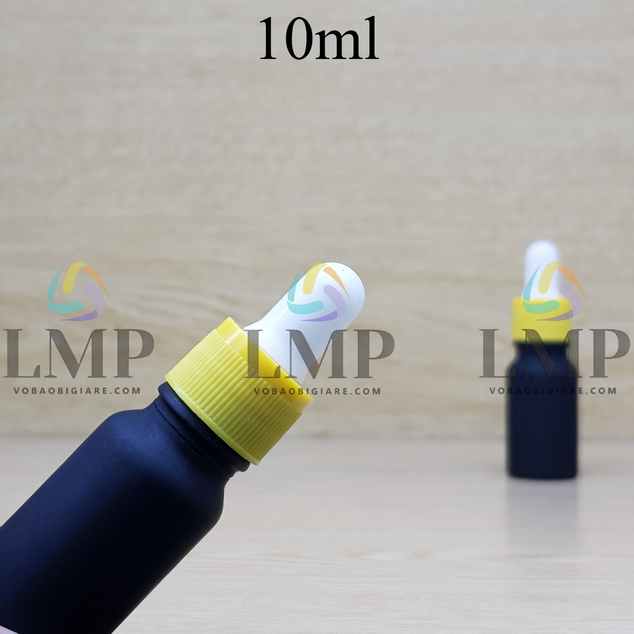 Chai tinh dầu nắp bóp khoen nhựa sọc 10ml