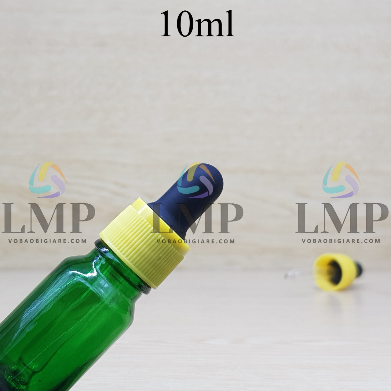 Chai tinh dầu nắp bóp khoen nhựa sọc 10ml