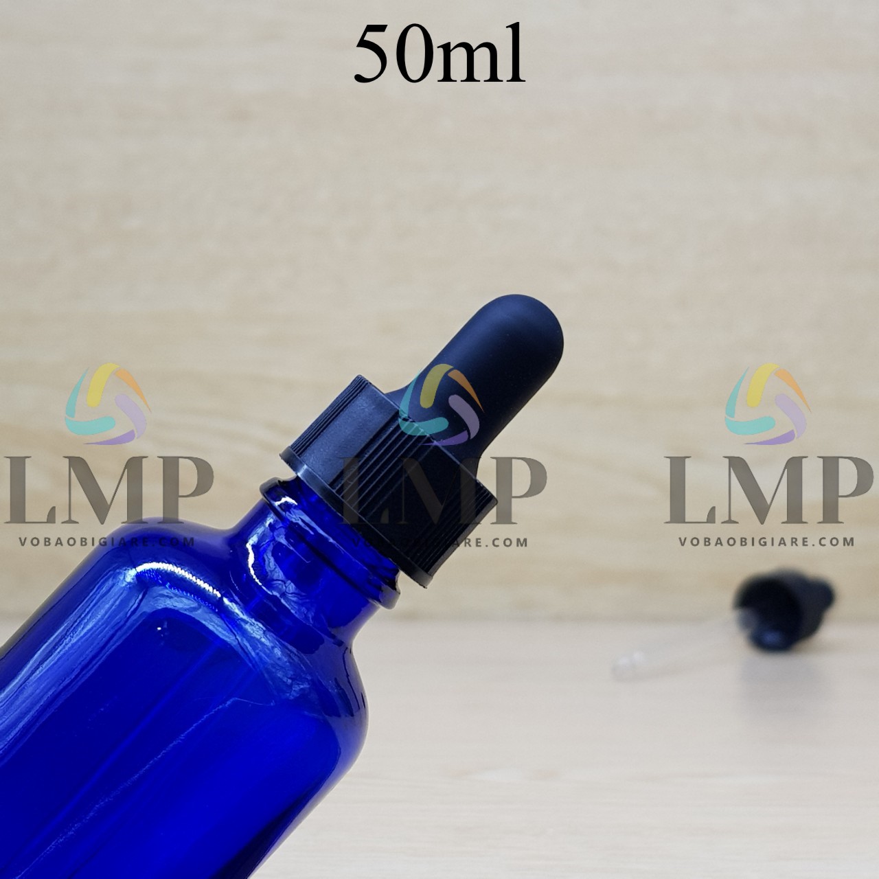 Chai tinh dầu nắp bóp khoen nhựa sọc 50ml
