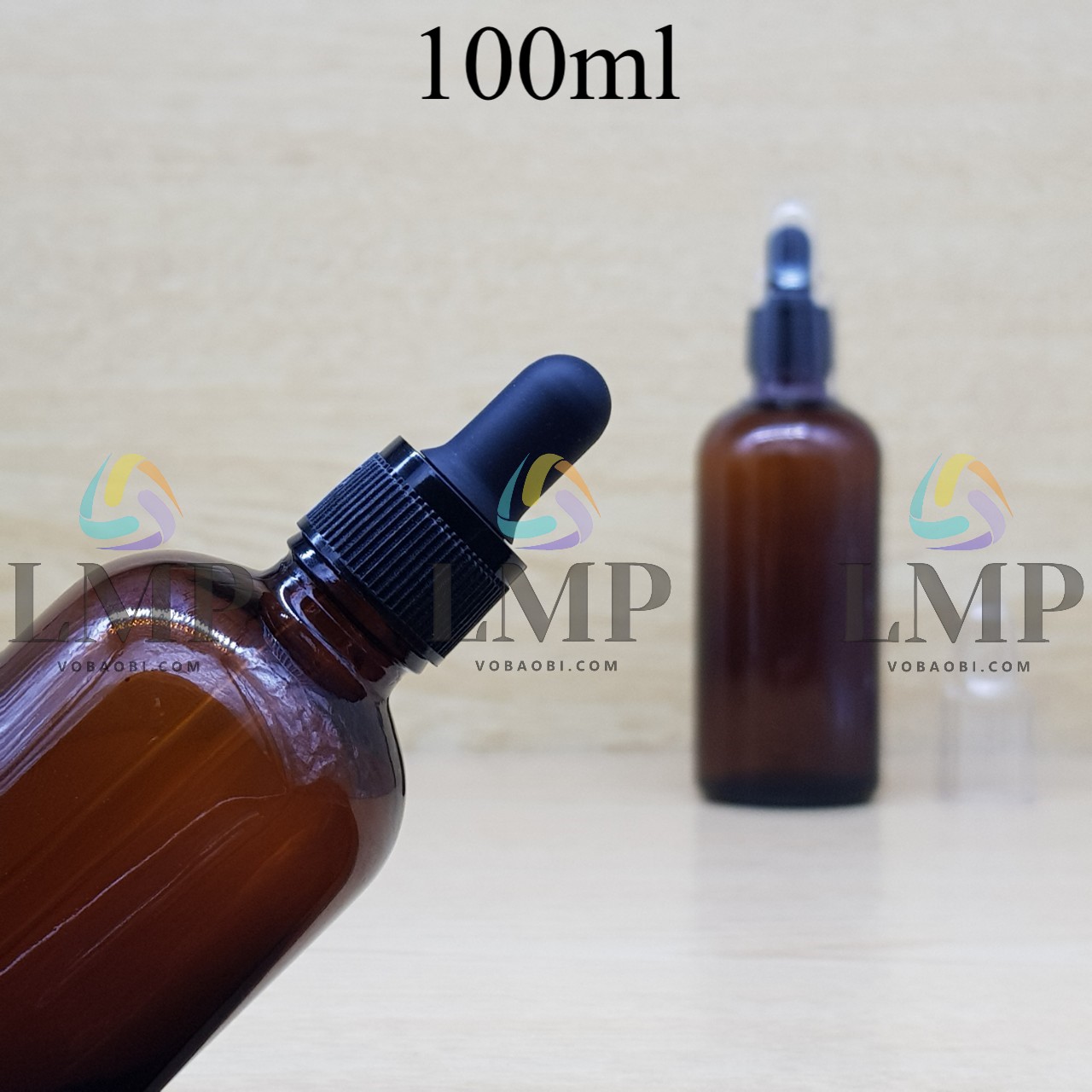 Chai tinh dầu nắp bóp khoen nhựa sọc có nắp chụp 100ml