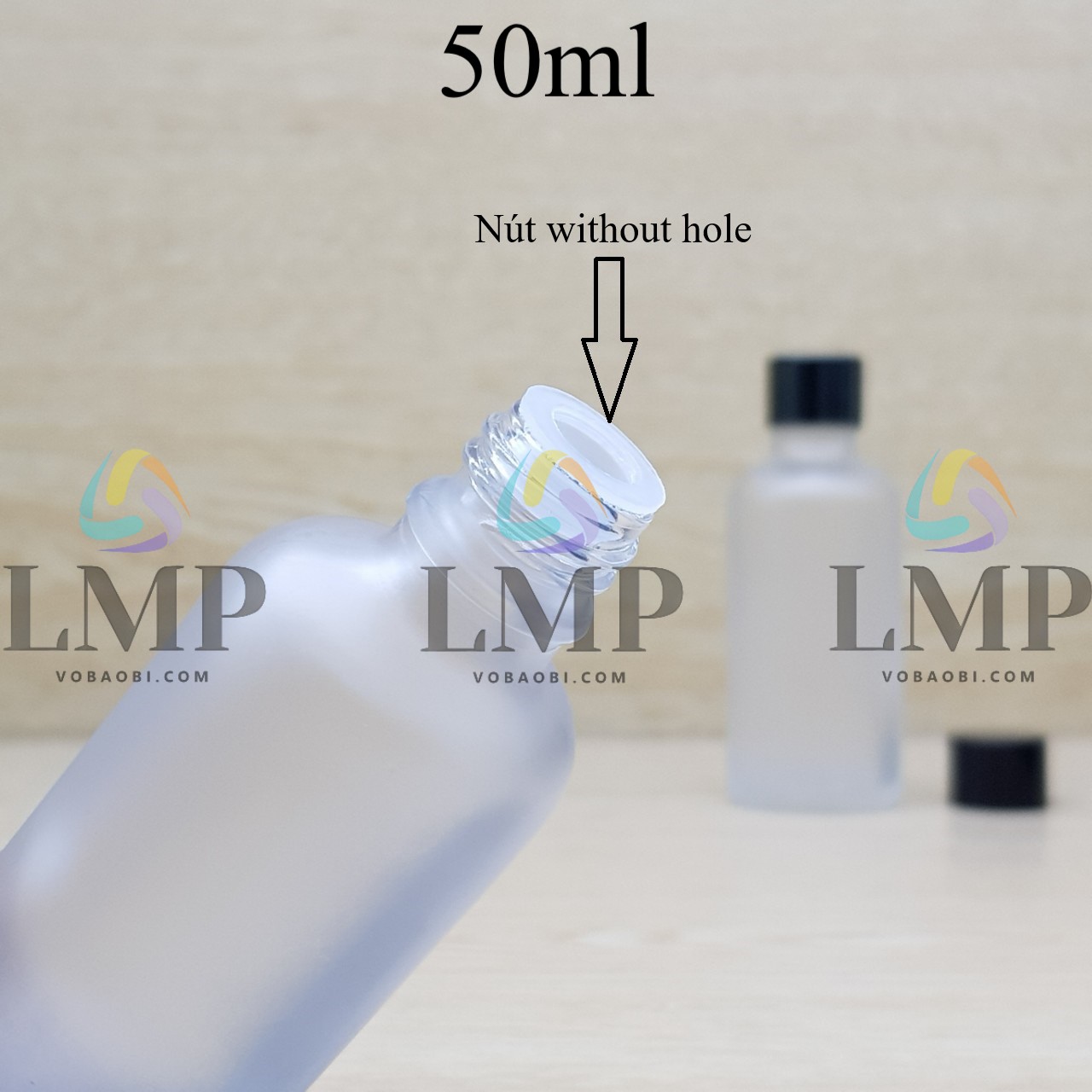 Chai tinh dầu phun mờ nắp vặn đen 50ml