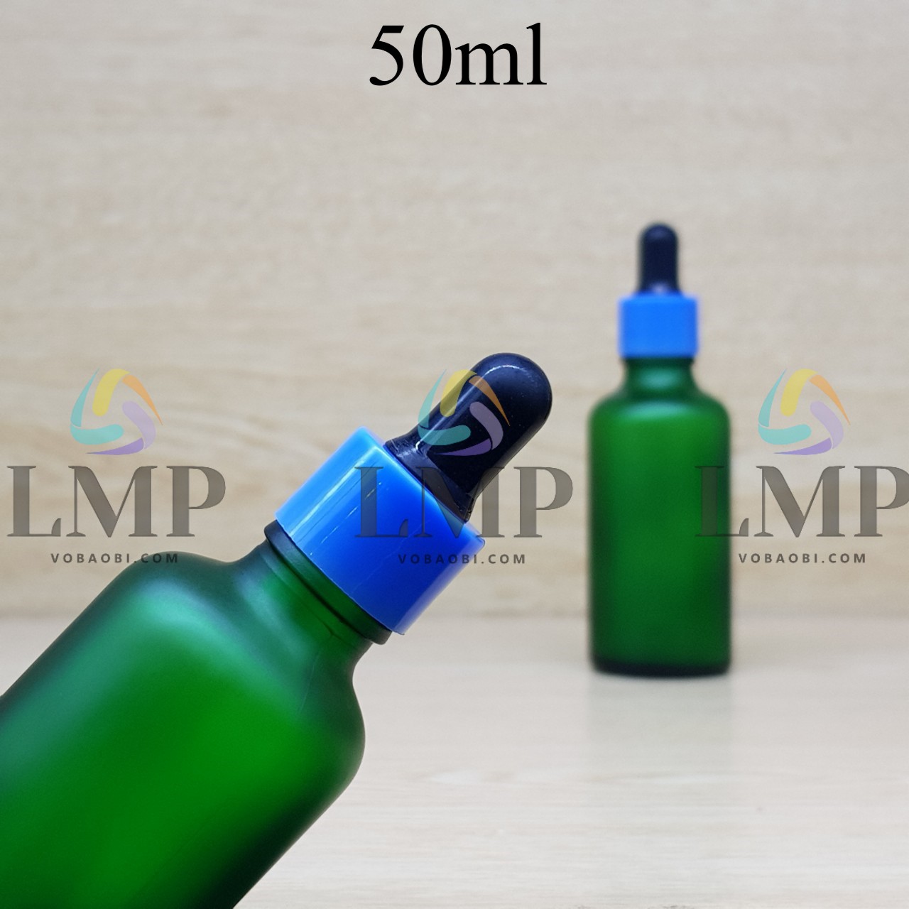 Chai tinh dầu phun mờ nắp bóp khoen nhựa trơn 50ml
