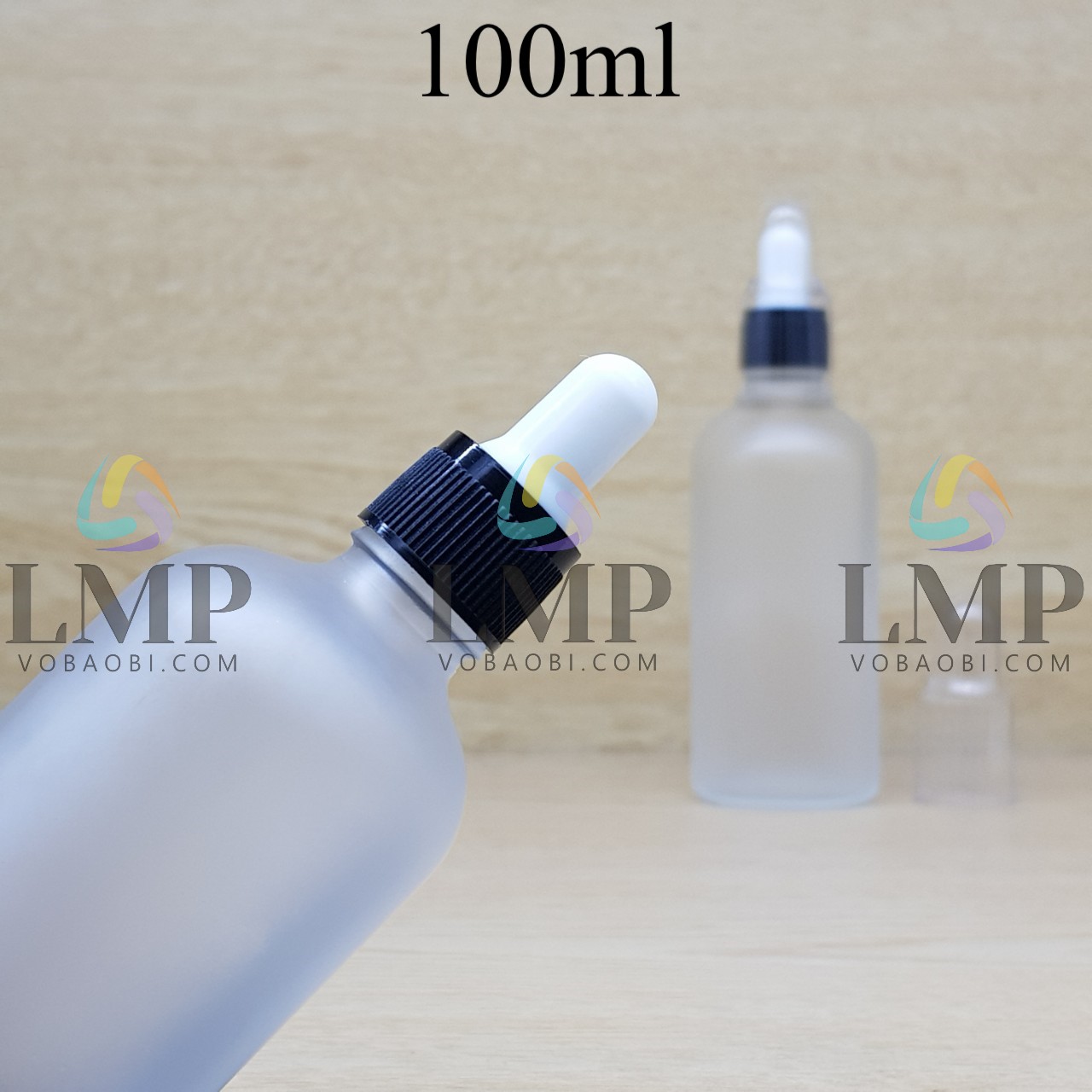 Chai tinh dầu phun mờ nắp bóp khoen nhựa sọc có nắp chụp 100ml