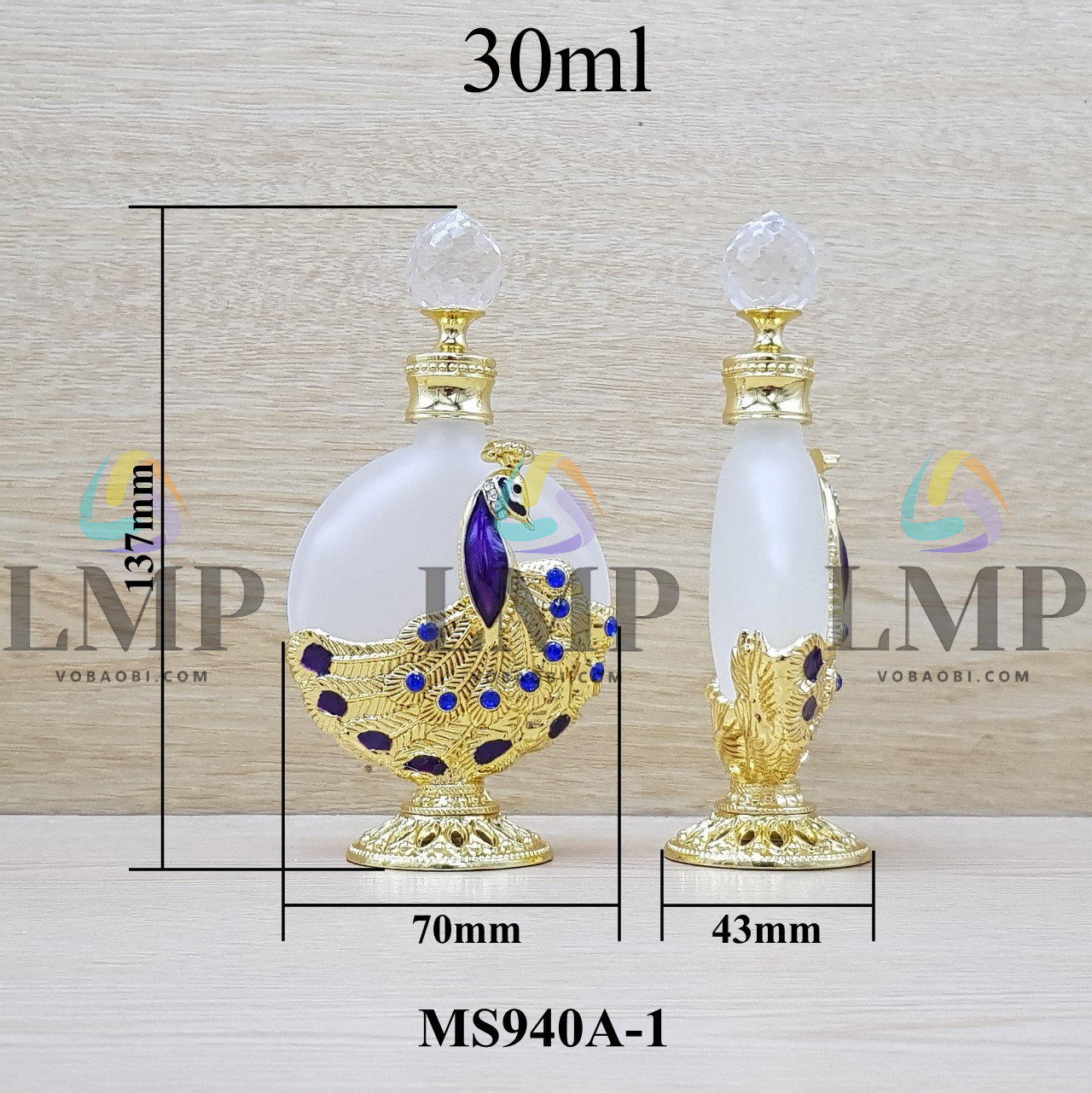 Chai nước hoa Dubai chim công ( cổ cao ) 30ml