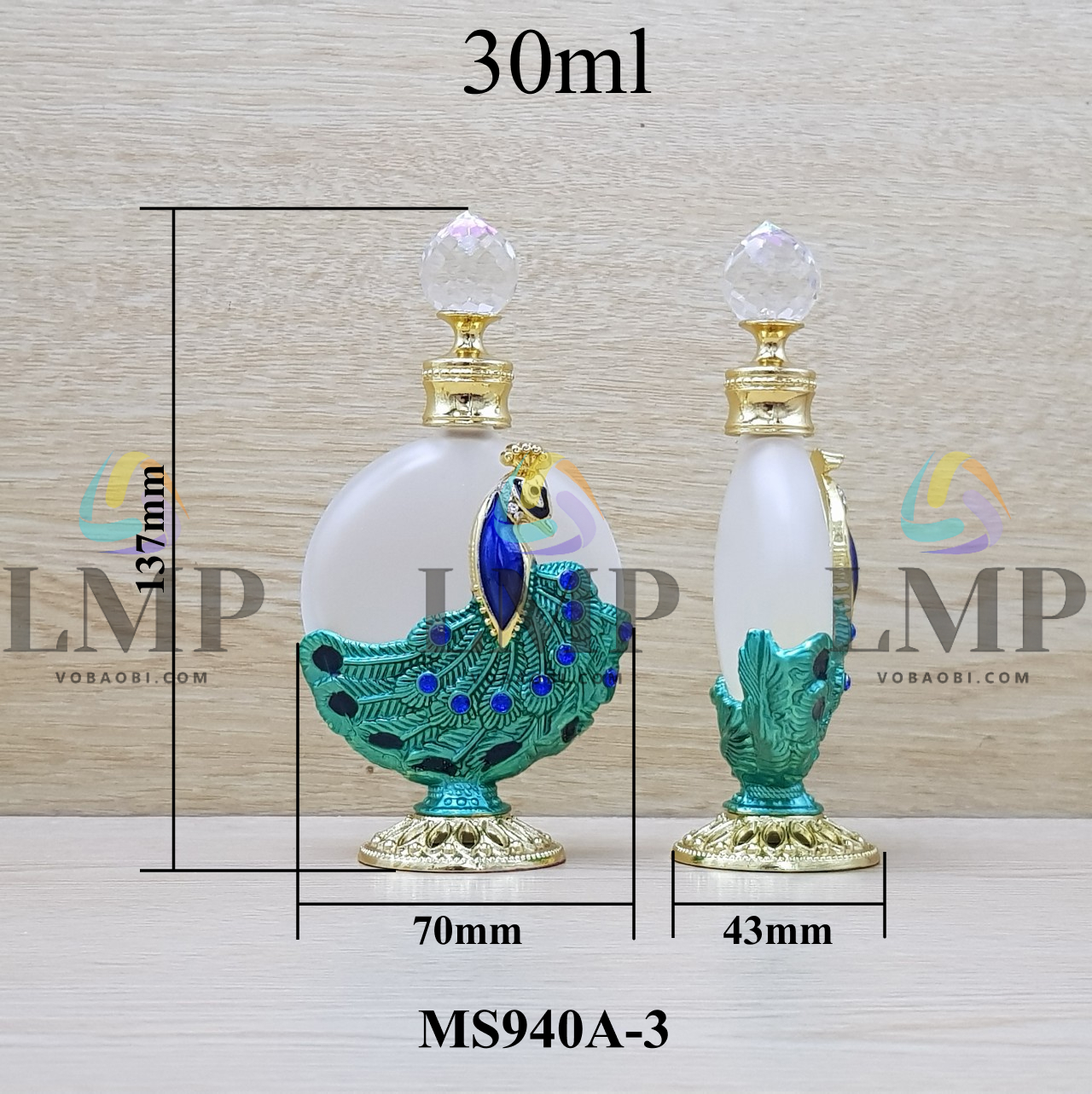 Chai nước hoa Dubai chim công ( cổ cao ) 30ml