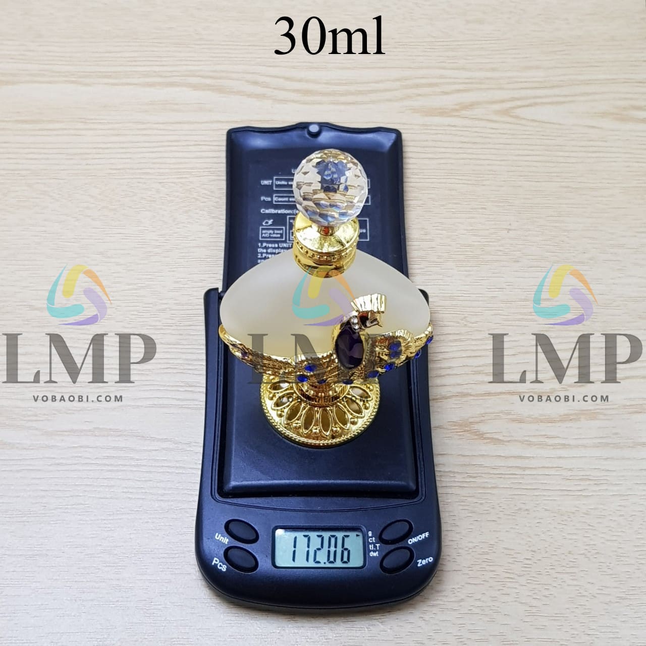 Chai nước hoa Dubai chim công ( cổ cao ) 30ml