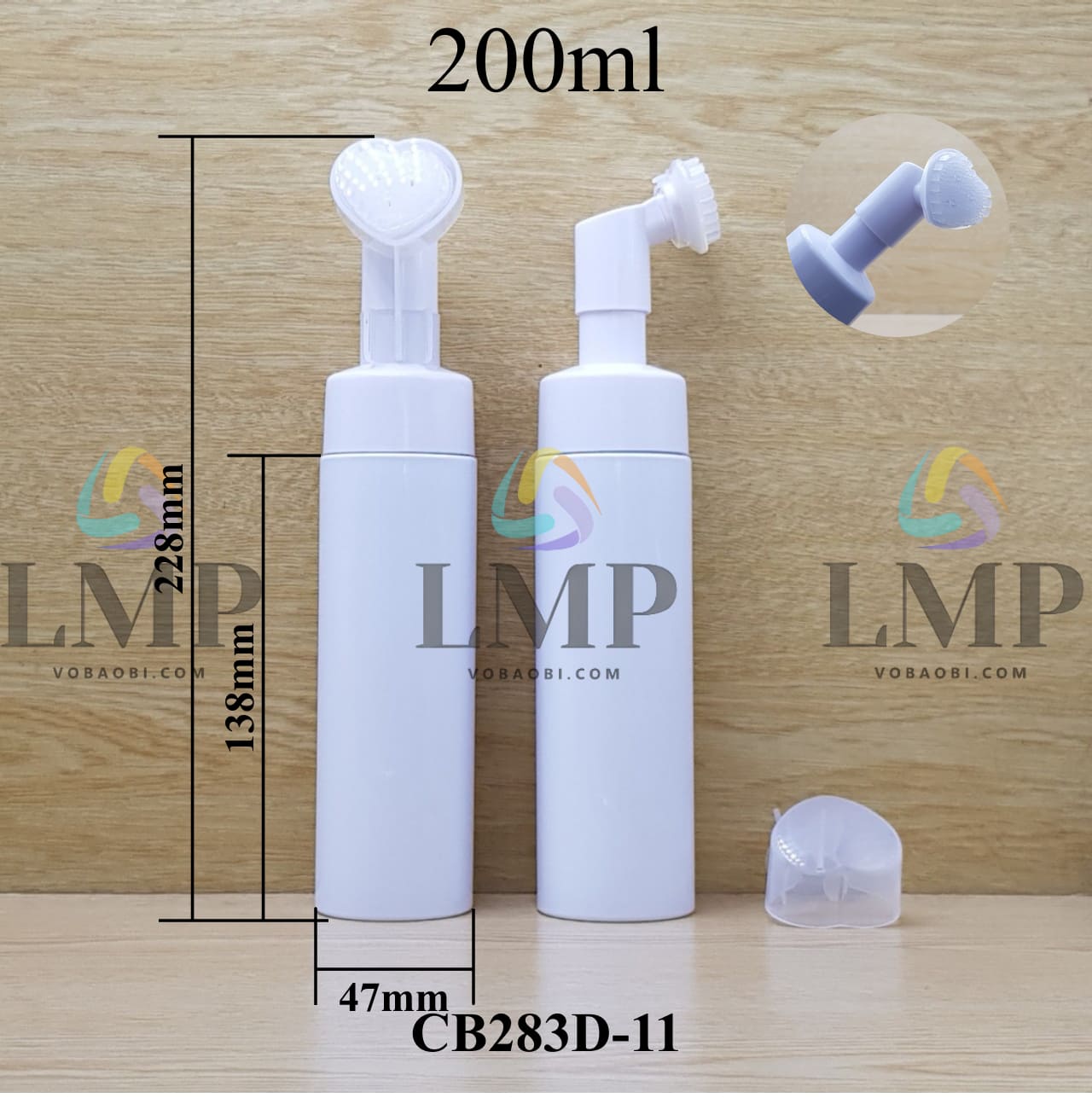 Chai tạo bọt đầu massage tim