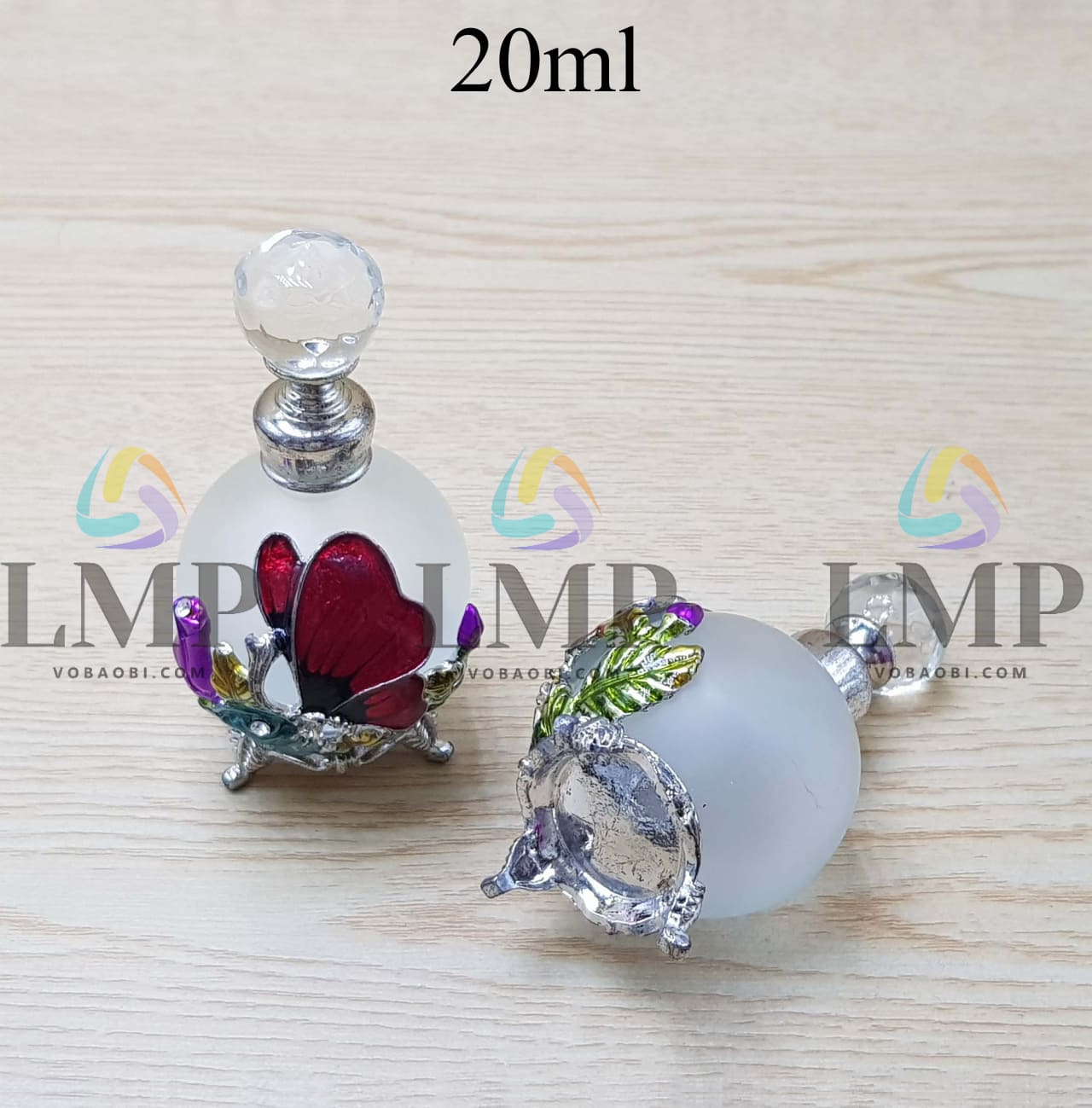 Chai nước hoa Dubai bướm 20ml