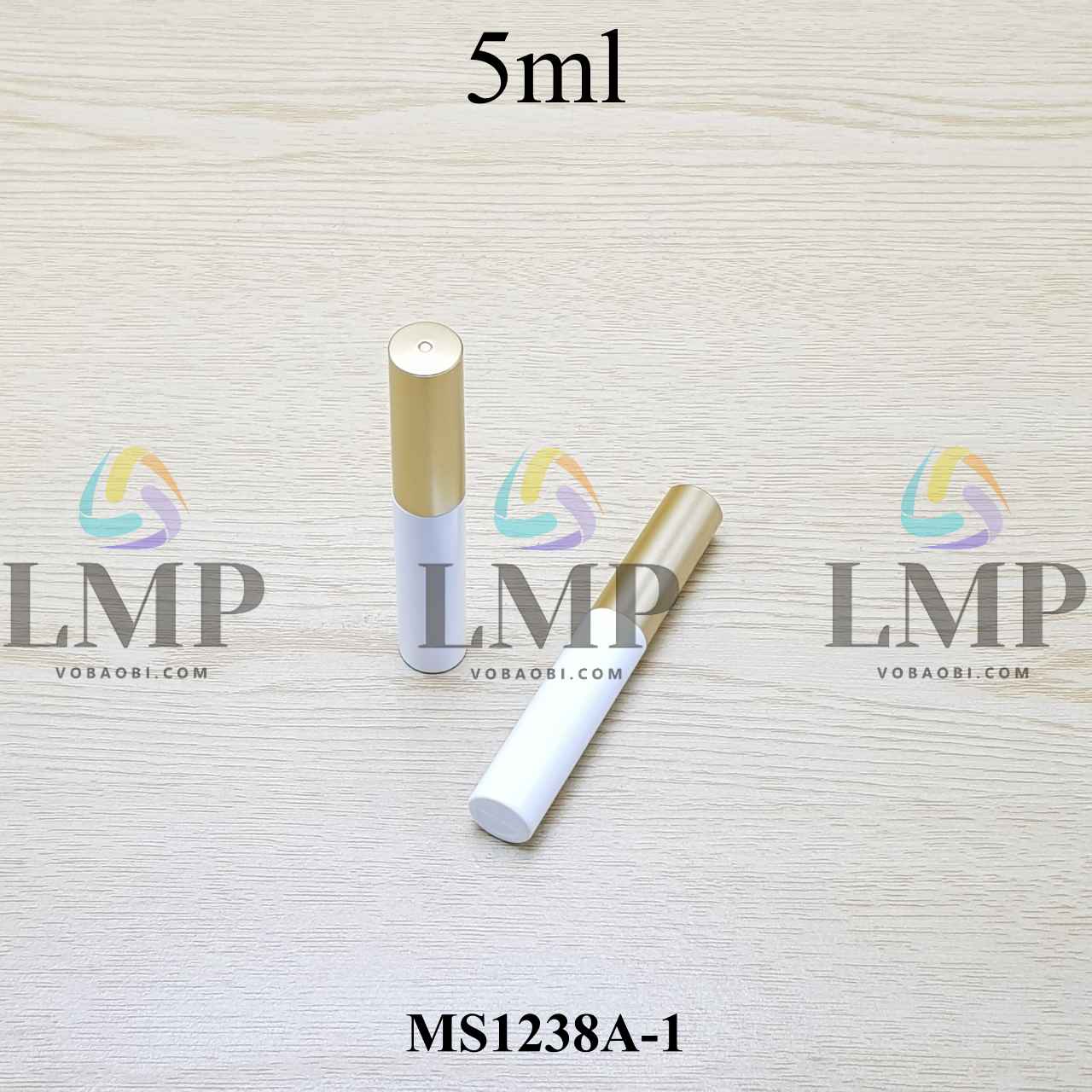 Cây eyeliner thân trắng nắp xi 5ml