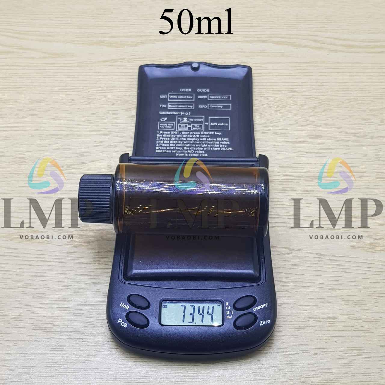 Chai thủy tinh nâu nắp push down and turn sọc
