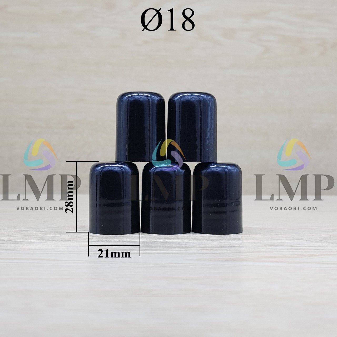 Nắp vặn trơn Ø18