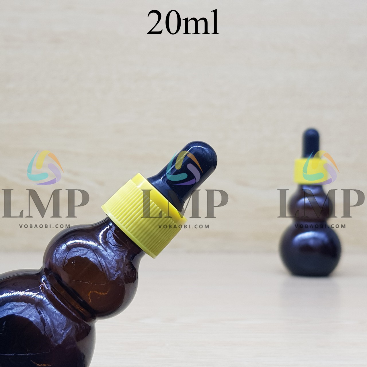 Chai hồ lô nắp bóp khoen nhựa sọc 20ml