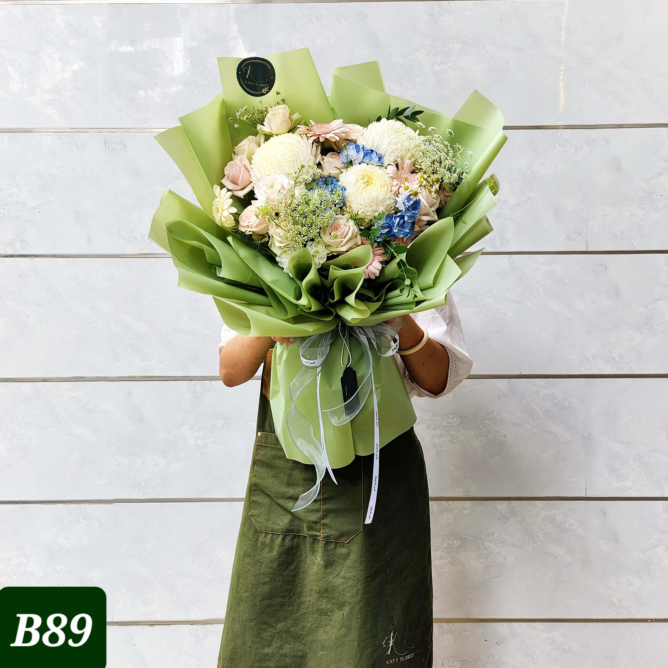 B89