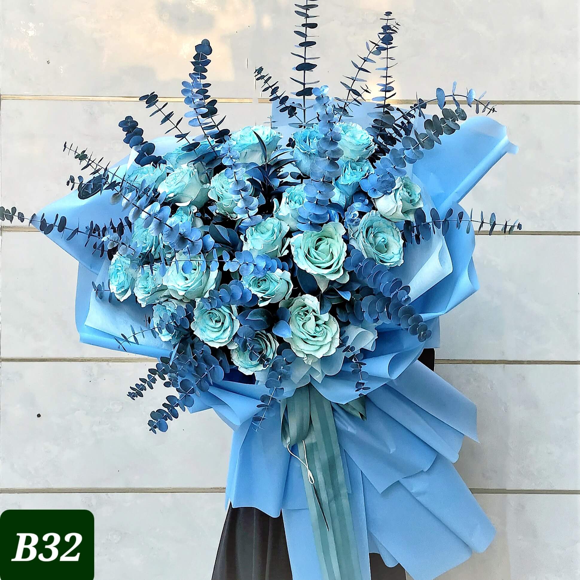 B32