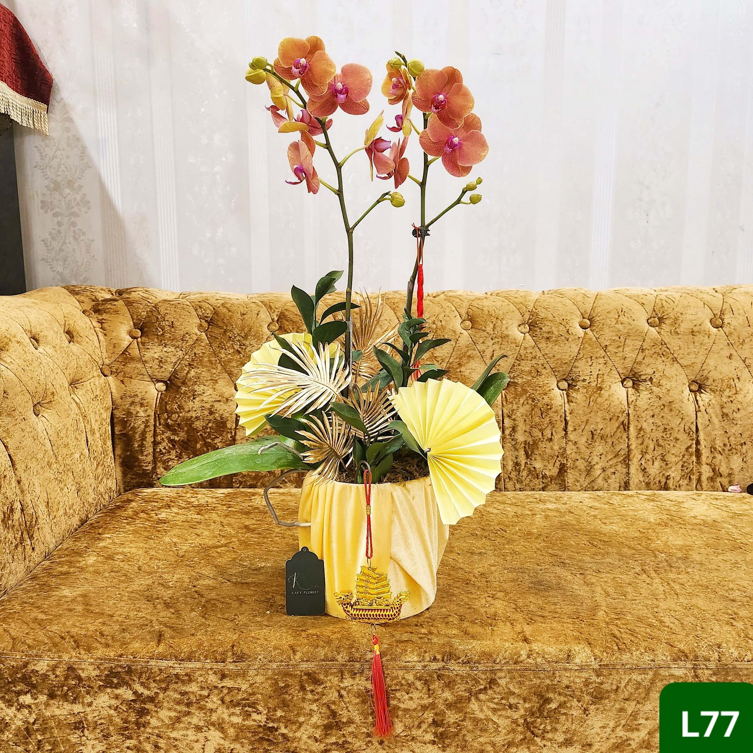 L77