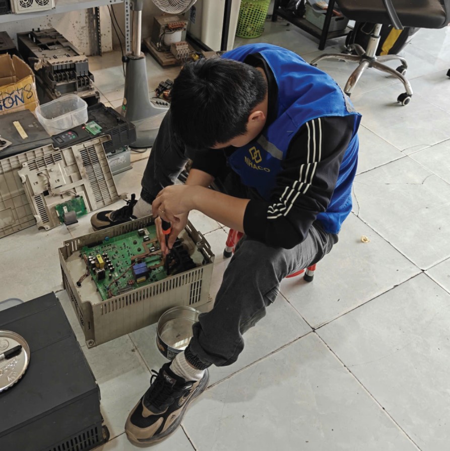 sua-chua-bien-tan-schneider-tai-thanh-hoa