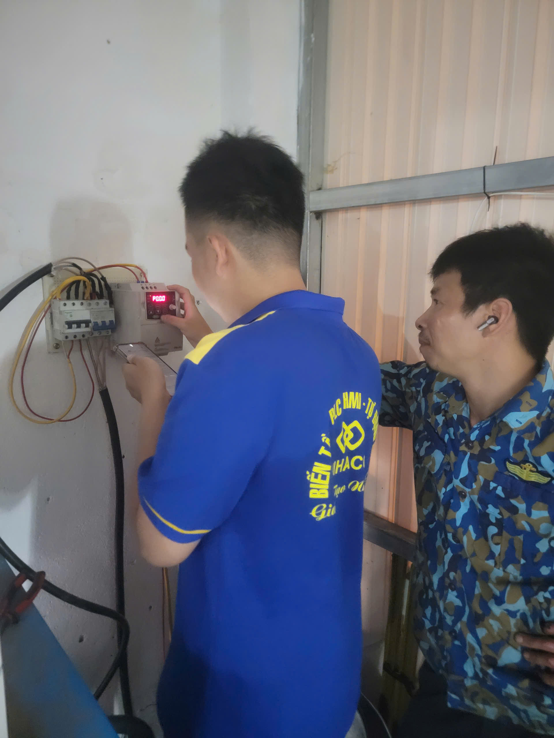 Biến tần Delixi CDI-E100G3R7T4B 3.7kw - 380V