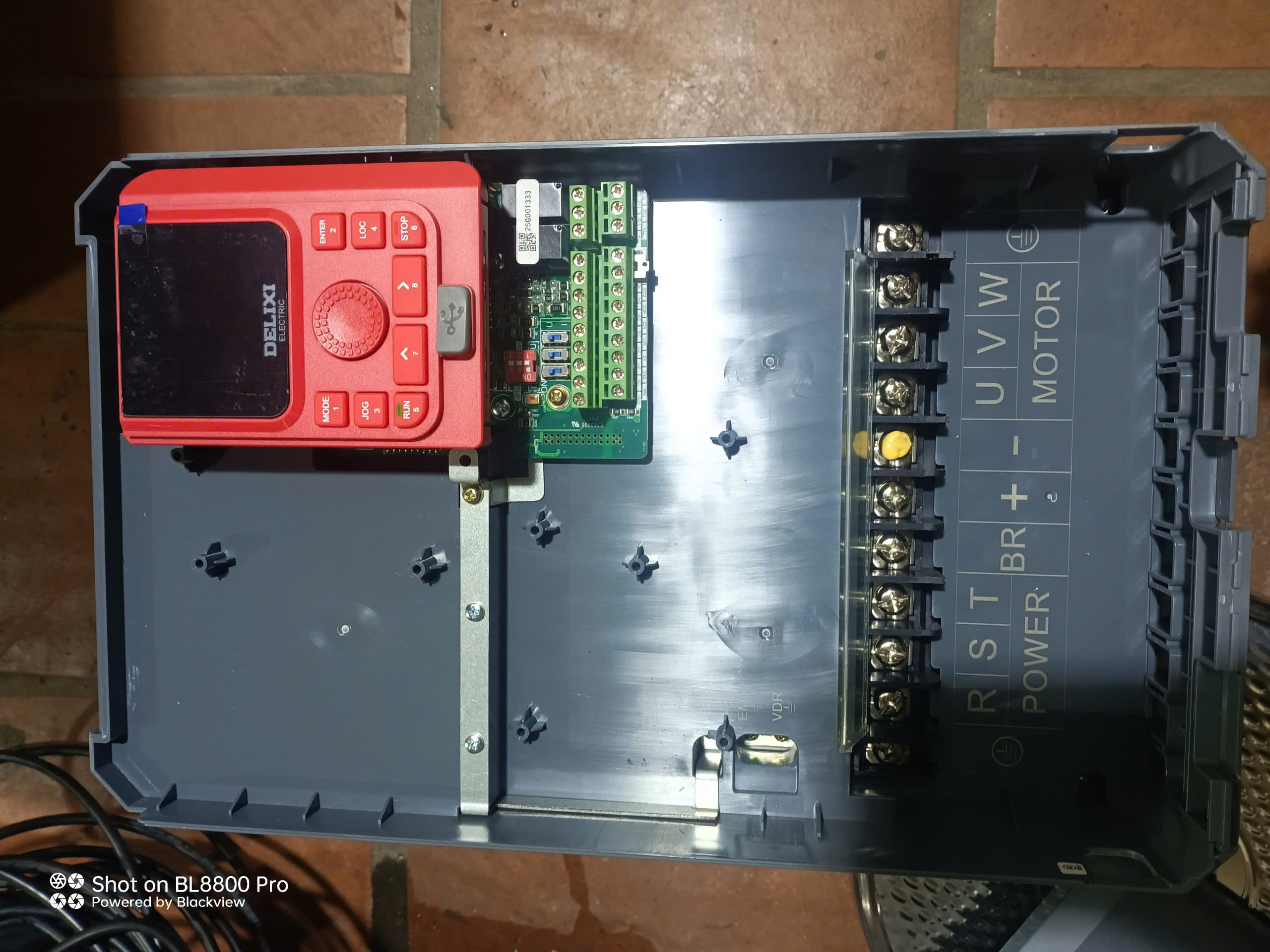 Biến tần Delixi H500G0R4P0R75T4B - Delixi H500 0.75KW