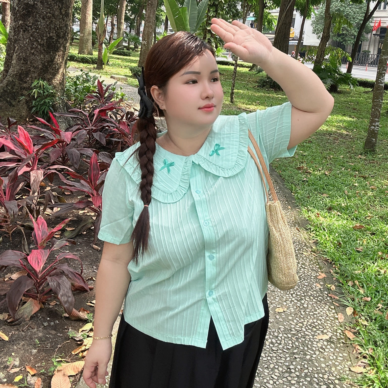 Aó sơ mi bigsize 60kg - 90kg vải gân sọc nơ cổ phù hợp mặc đi làm đi học