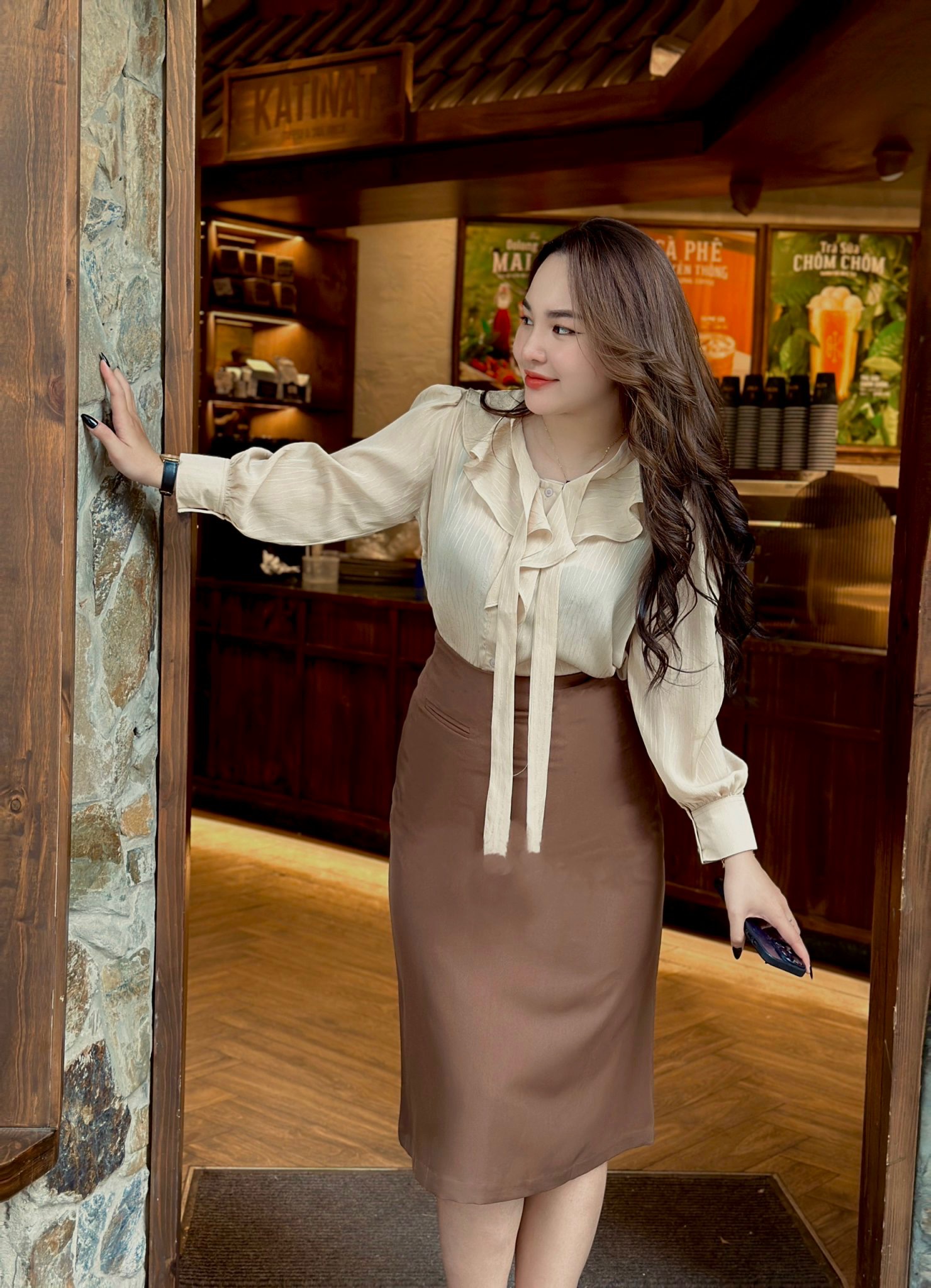 Áo sơ mi big size nữ cổ nơ 60kg - 100kg chất lụa tằm gân mặc đi làm sang trọng