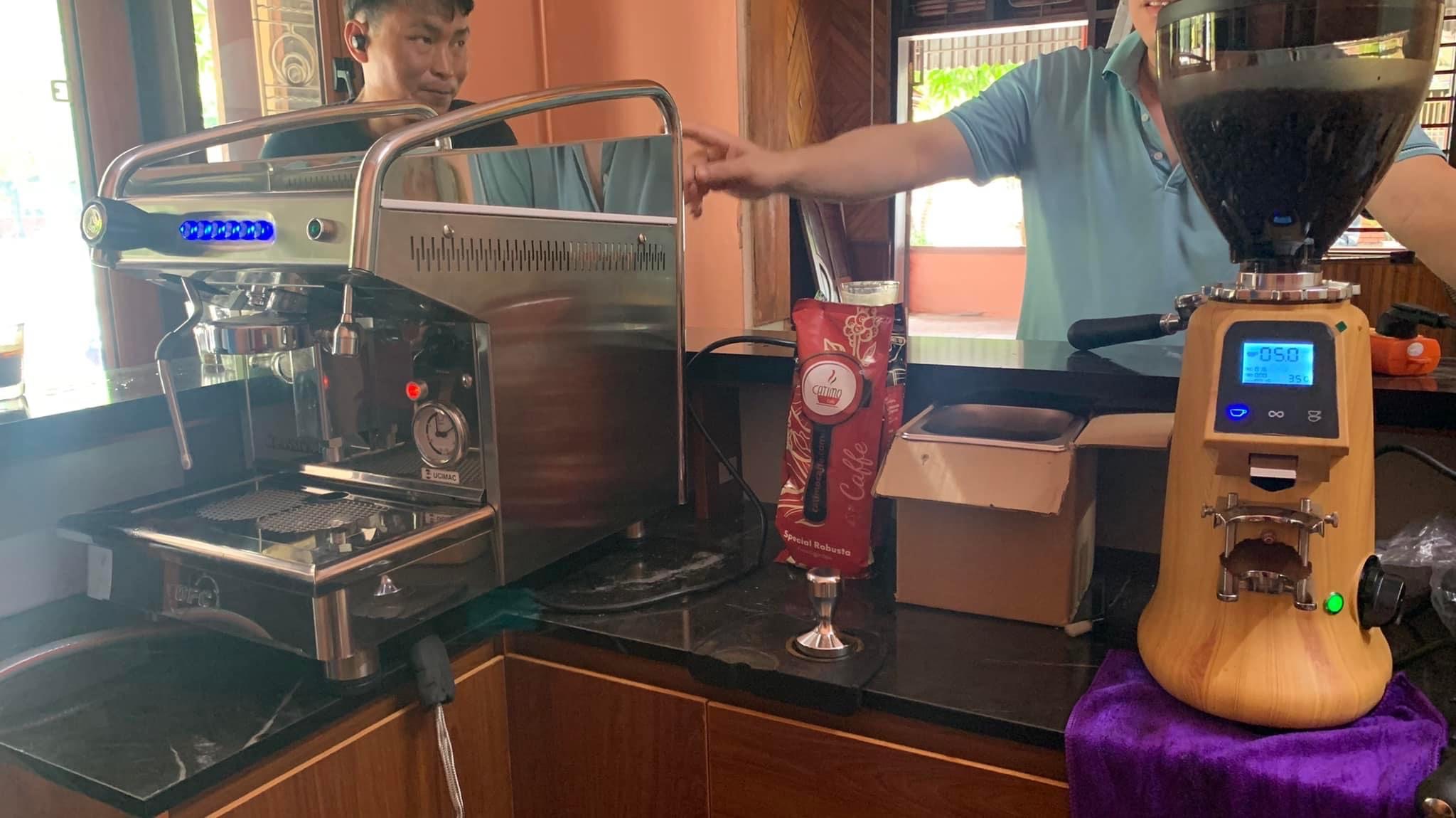 Bàn giao lắp đặt máy pha cà phê BFC Eva cho quán cà phê tại Tp- Hà Tĩnh