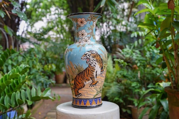 Mẹo chọn bình gốm cắm hoa tinh tế, phù hợp với mọi không gian