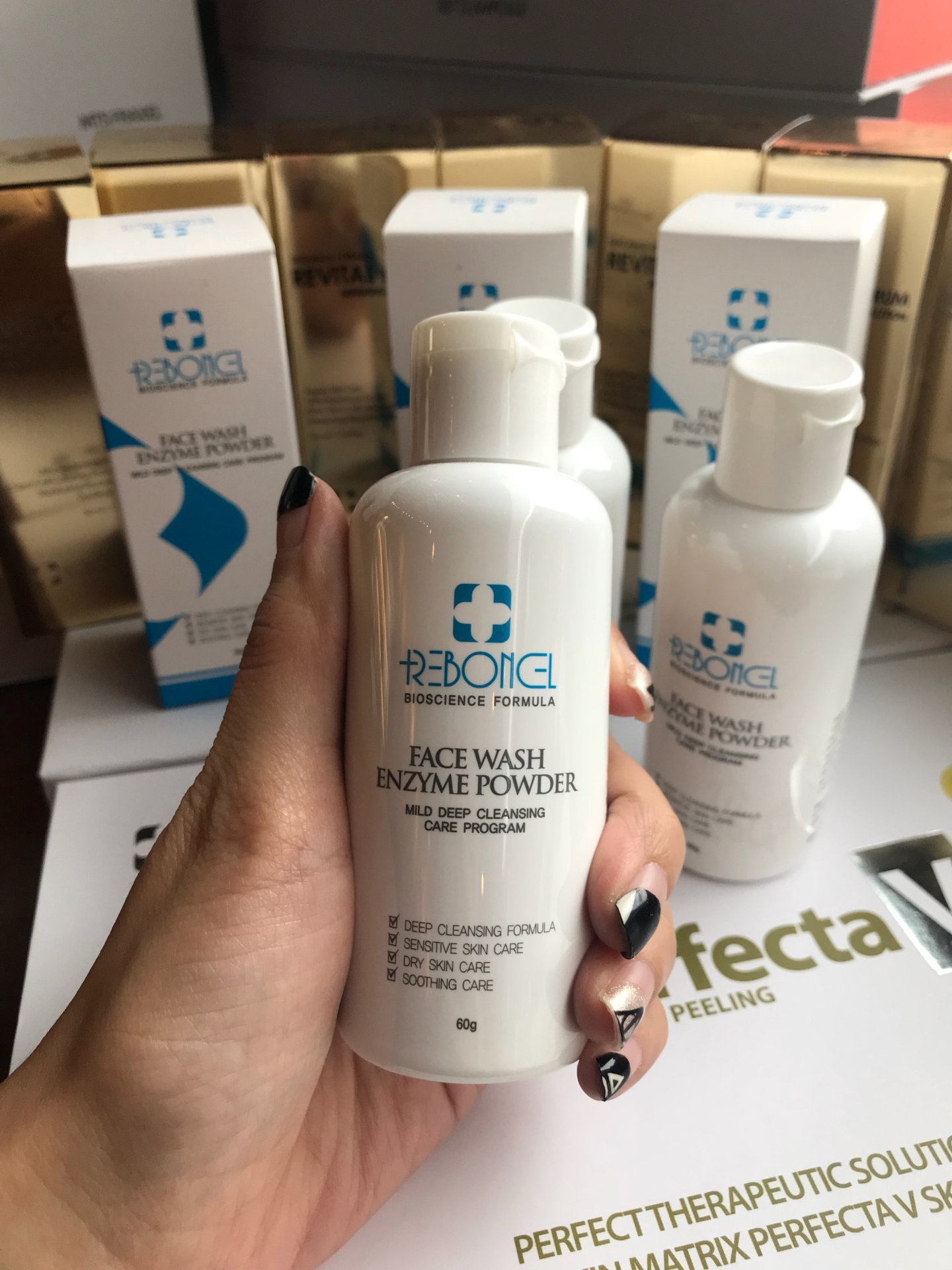 Bột rửa mặt Reborncell Chính hãng