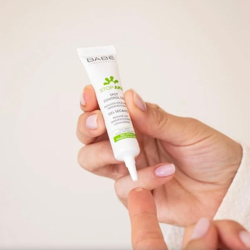 Hướng dẫn  dùng Gel chấm mụn Babe