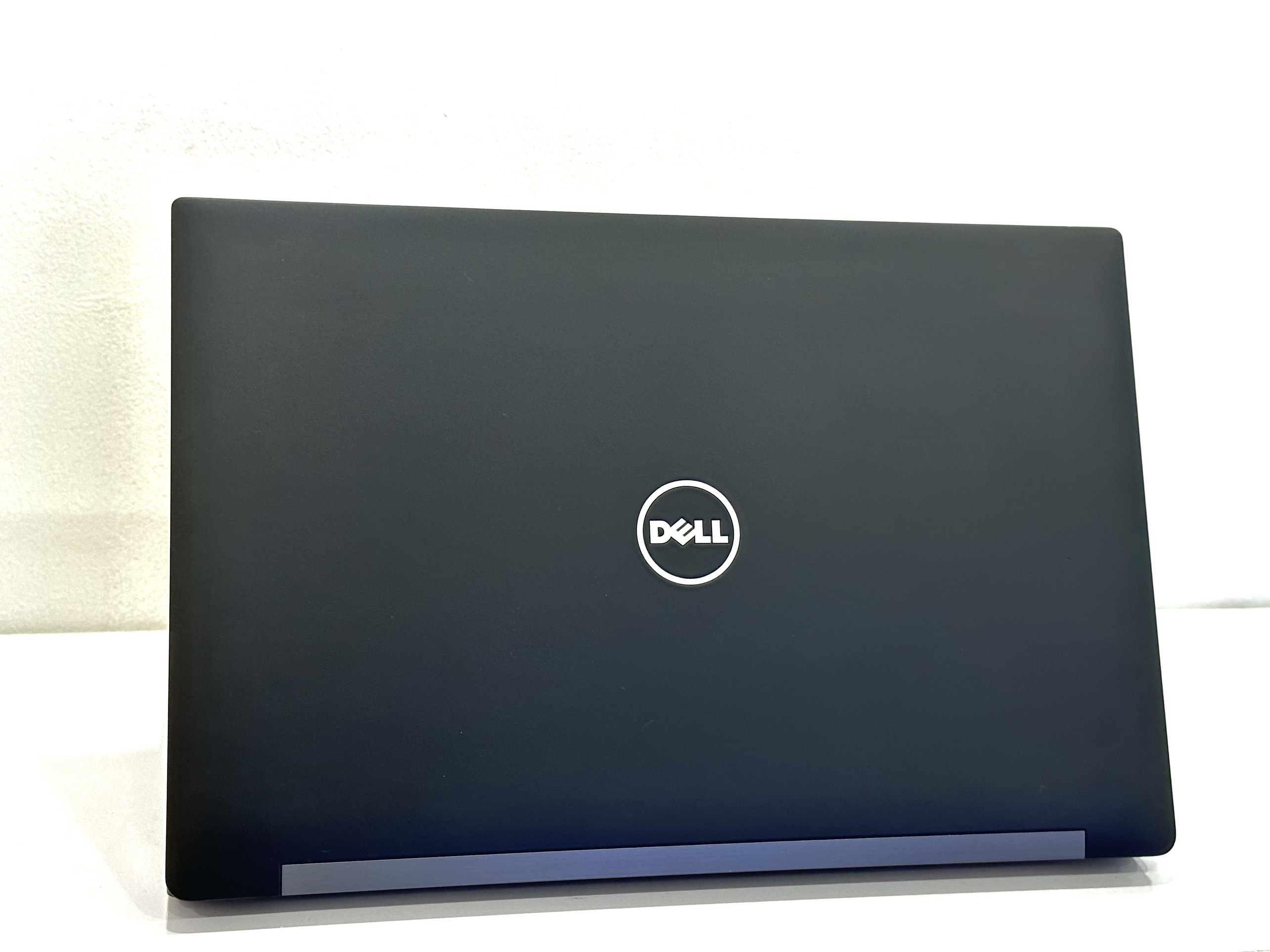 Dell Latitude 7490