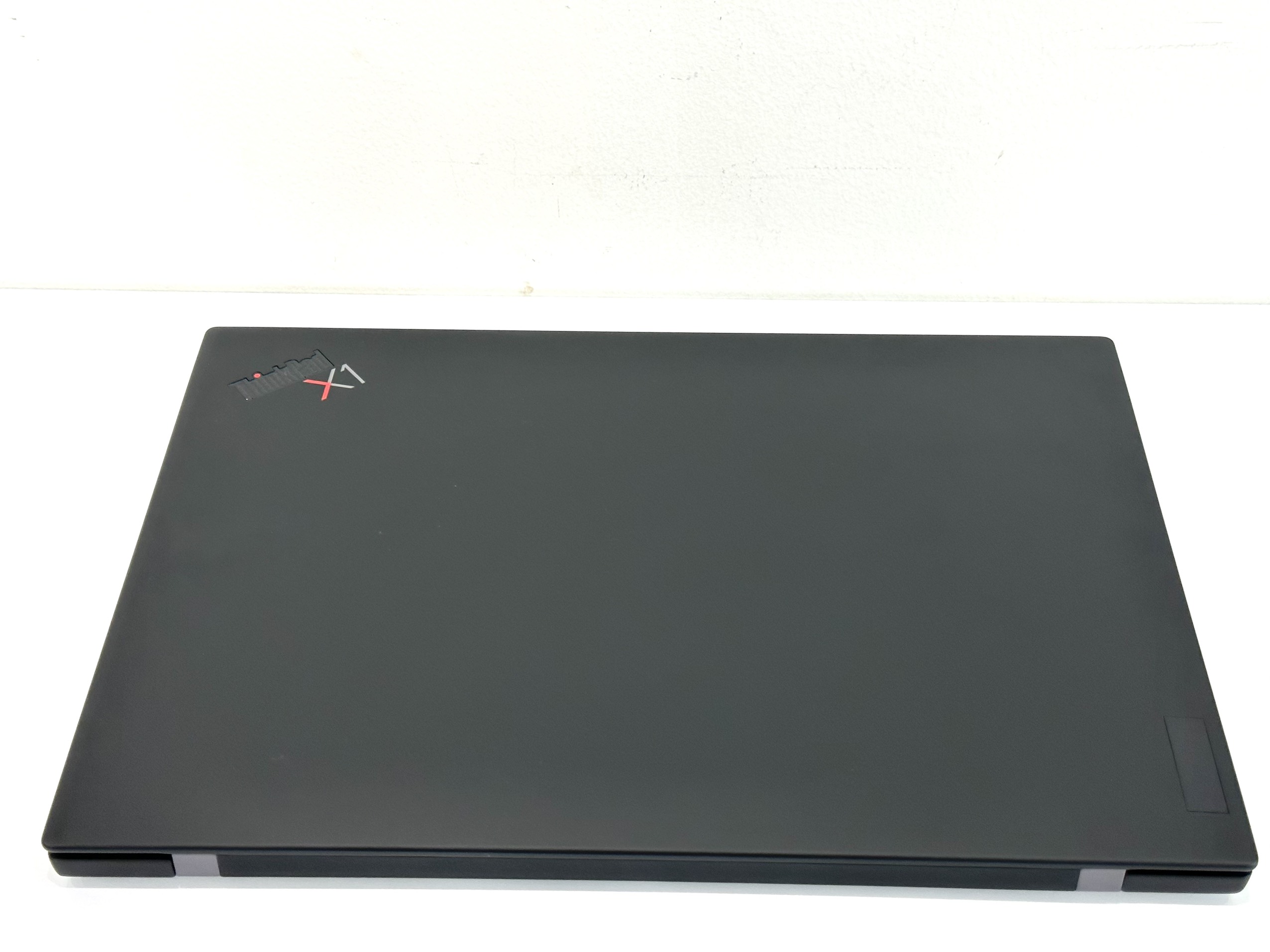 Thinkpad X1 Carbon Gen 9 - Core I7