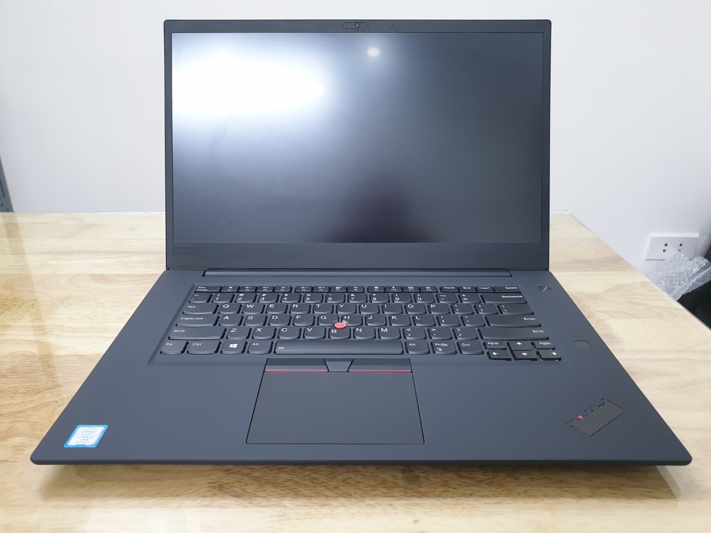 Lenovo ThinkPad P1 Gen 1 i7-8750H Màn 4K Touch