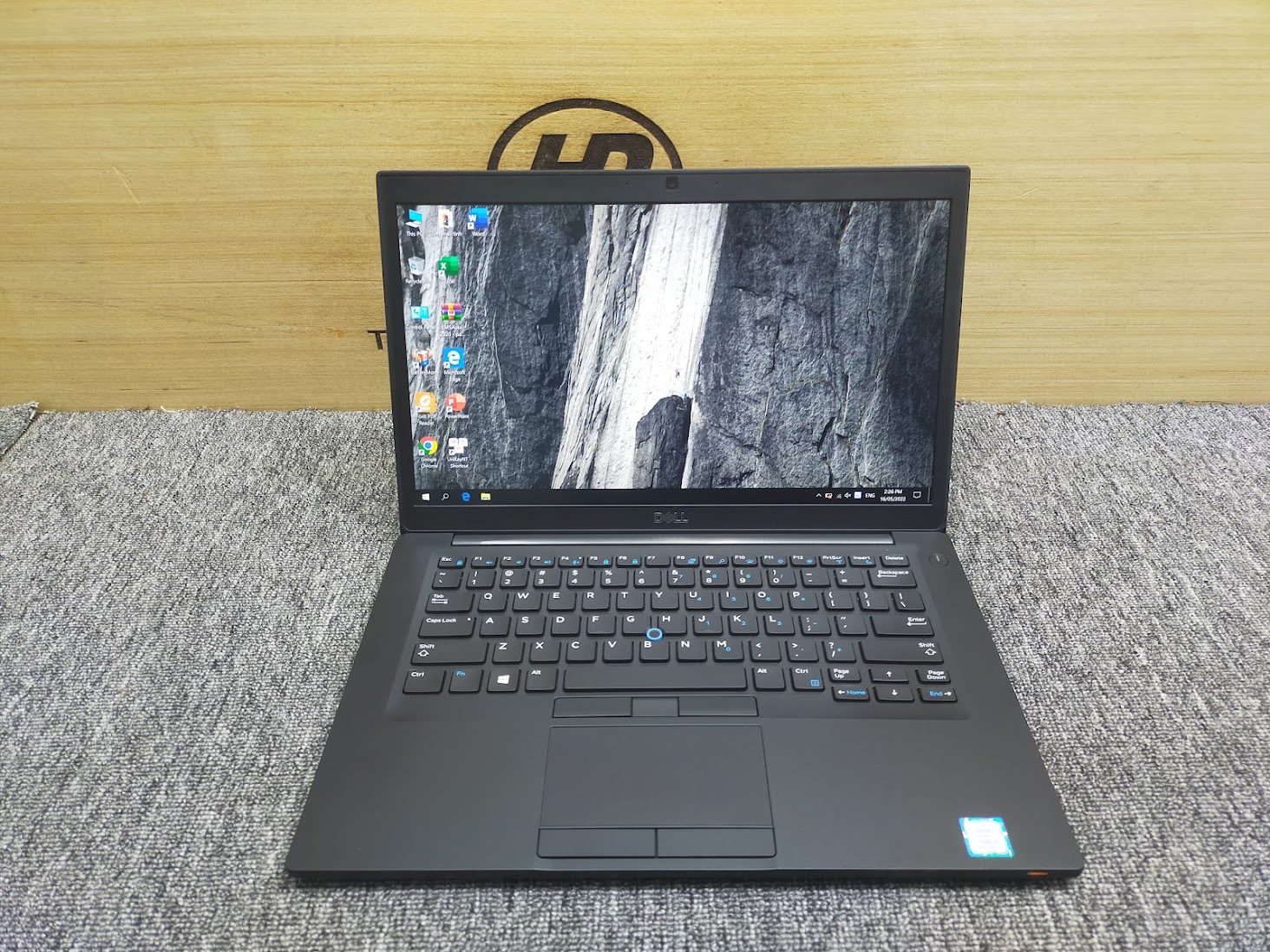 Dell Latitude E7480