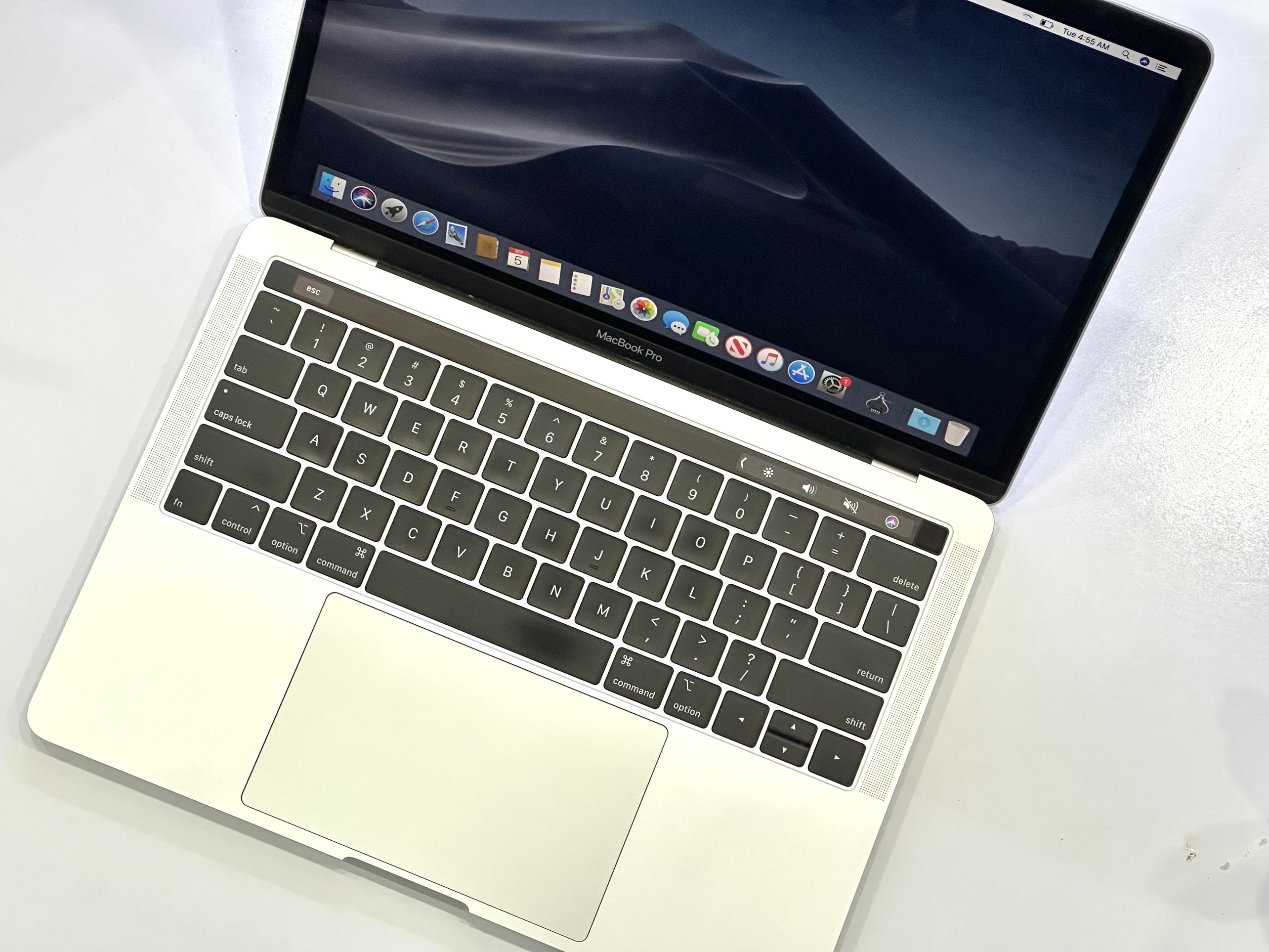 WEB限定】 13 Pro MacBook Retina 新品同様 2019 256G SSD ノートPC