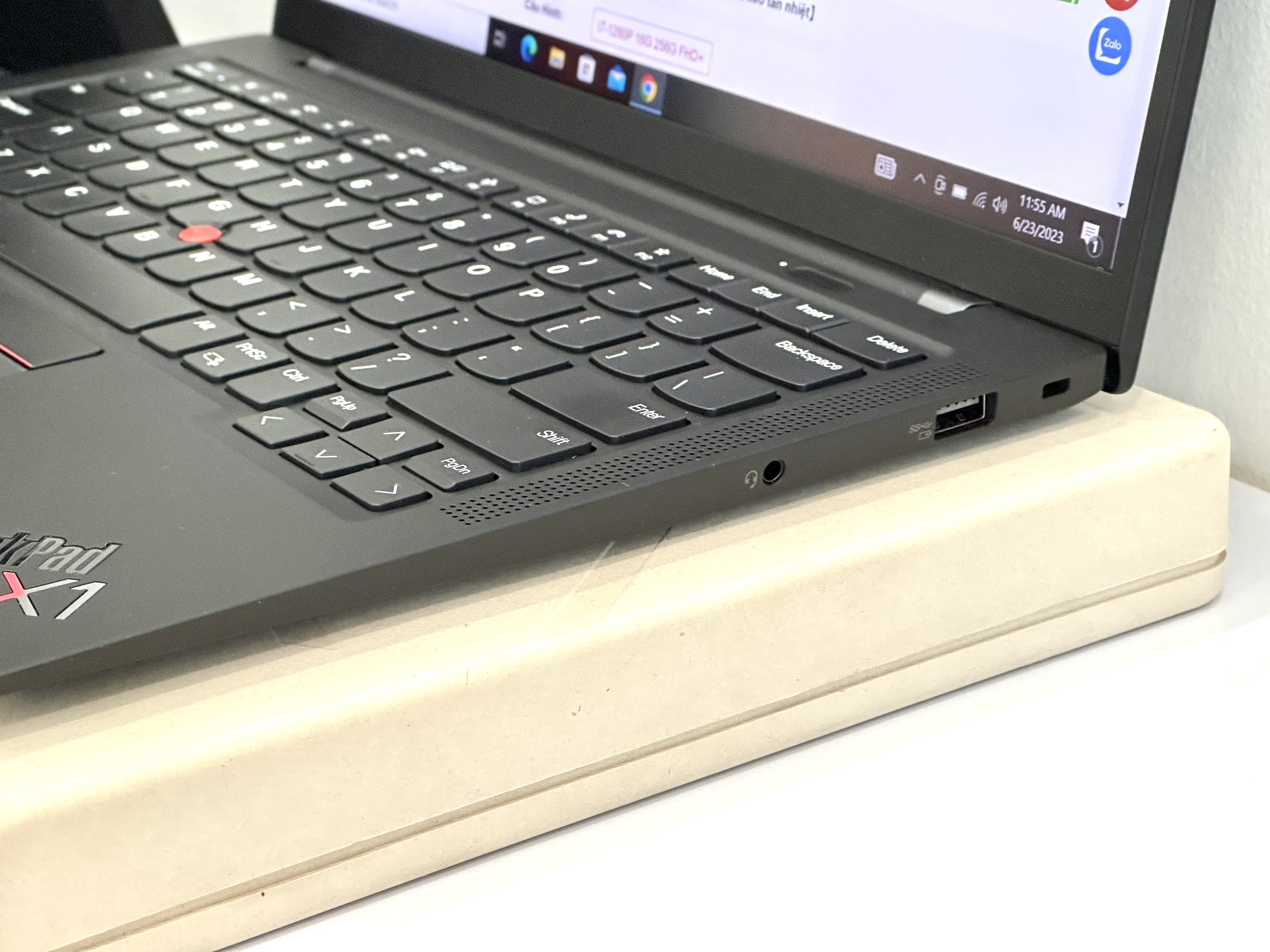 Thinkpad  X1 Carbon Gen 10  i7-1260p