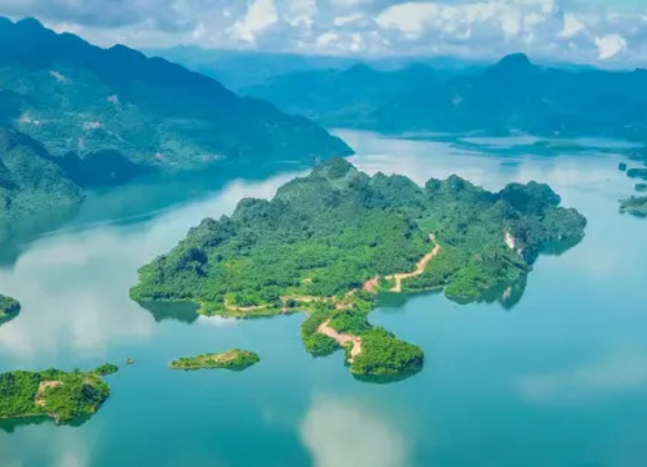 Thung Nai - Đền Bà Chúa Thác Bờ