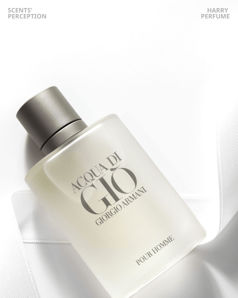 Acqua di Giò EDT lấy cảm hứng Pantelleria, tái hiện thiên nhiên biển nắng gió qua mùi hương tươi mát, sạch tự nhiên