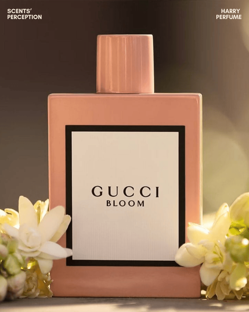 Gucci Bloom EDP mang mùi hương hoa trắng thuần khiết, phát triển tự nhiên và mềm mại trên da, tạo cảm giác nữ tính, bình yên và tinh tế